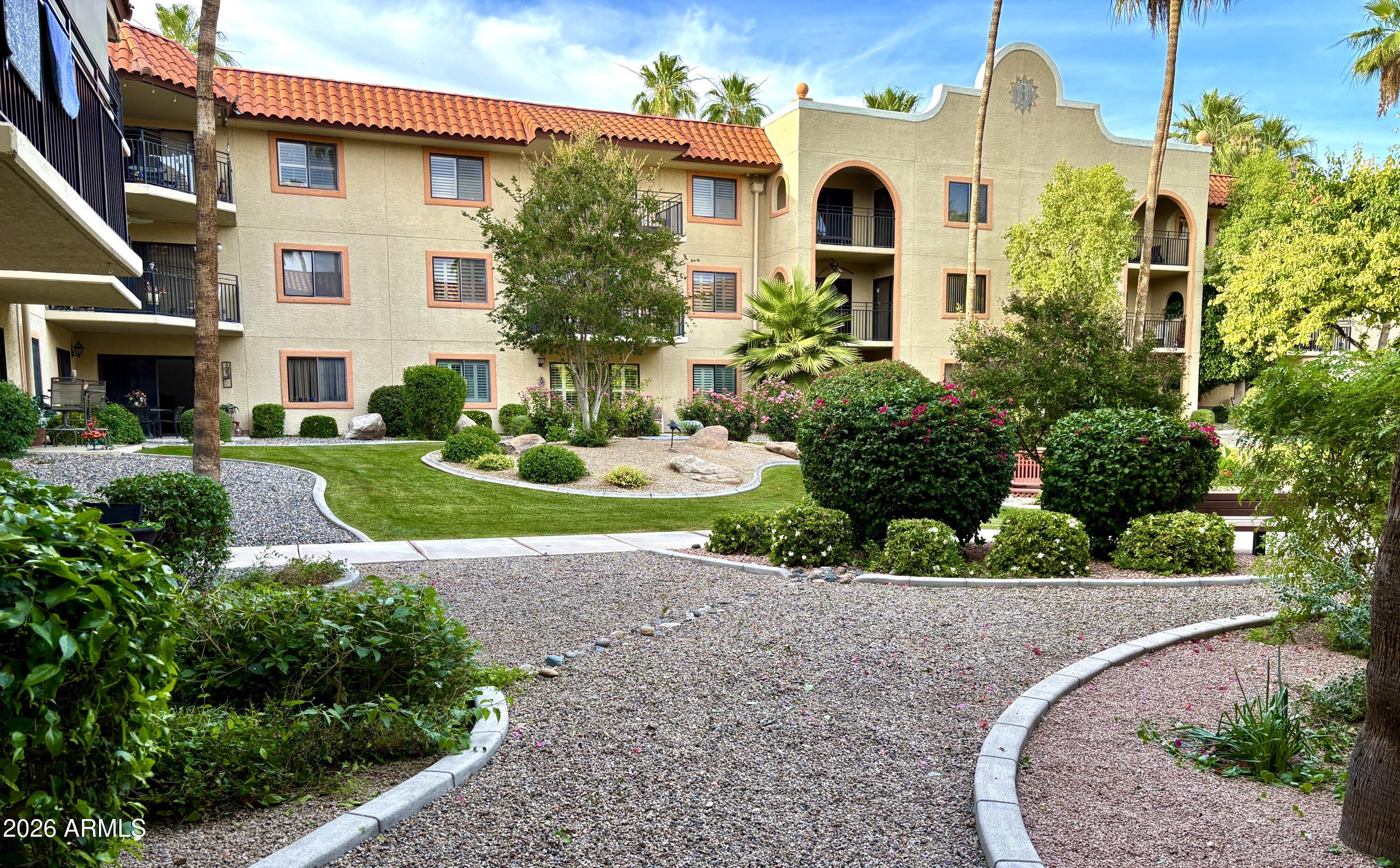 10330 W Thunderbird Boulevard a132 — photo