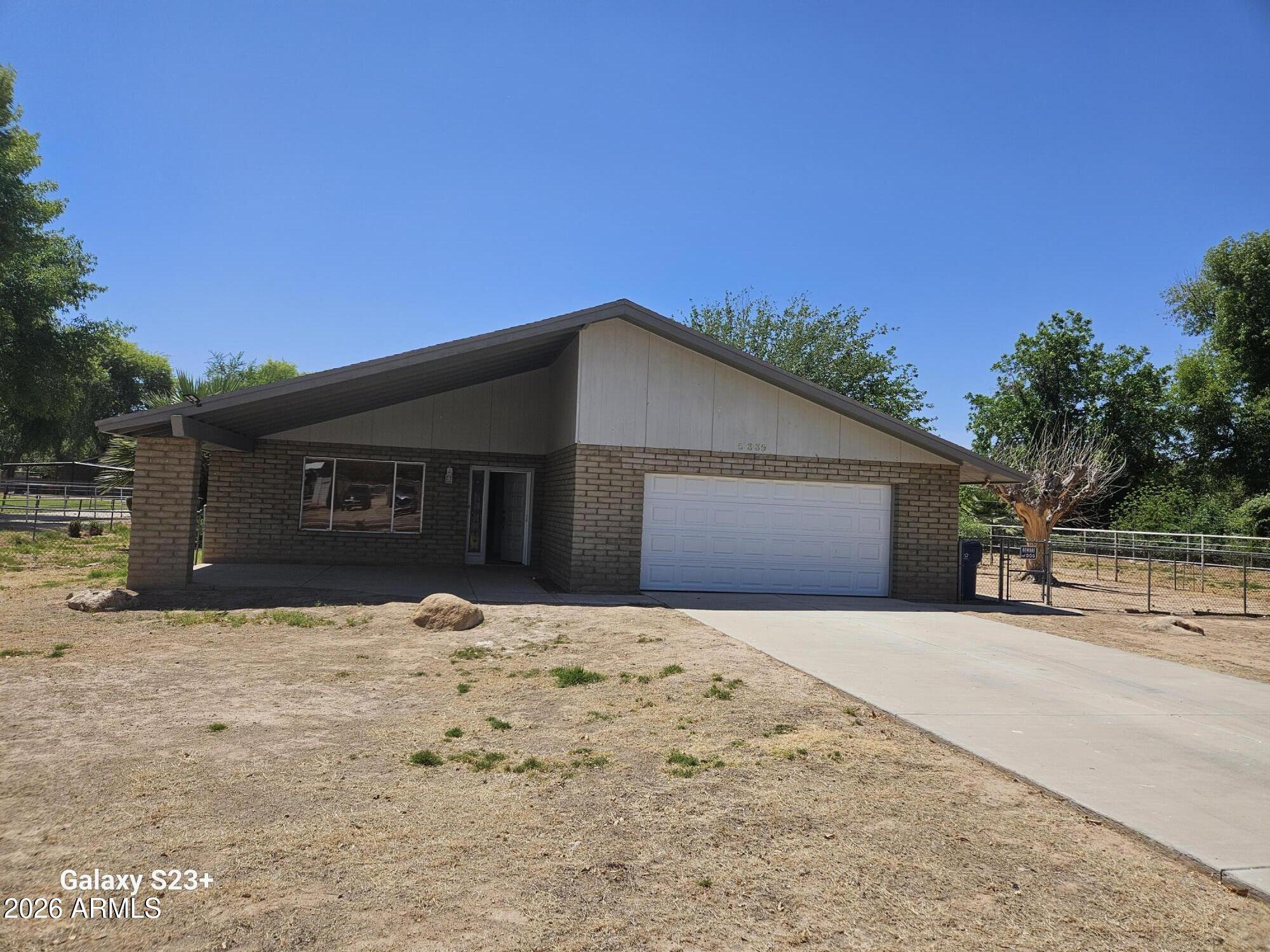 5339 W la Mirada Drive — photo