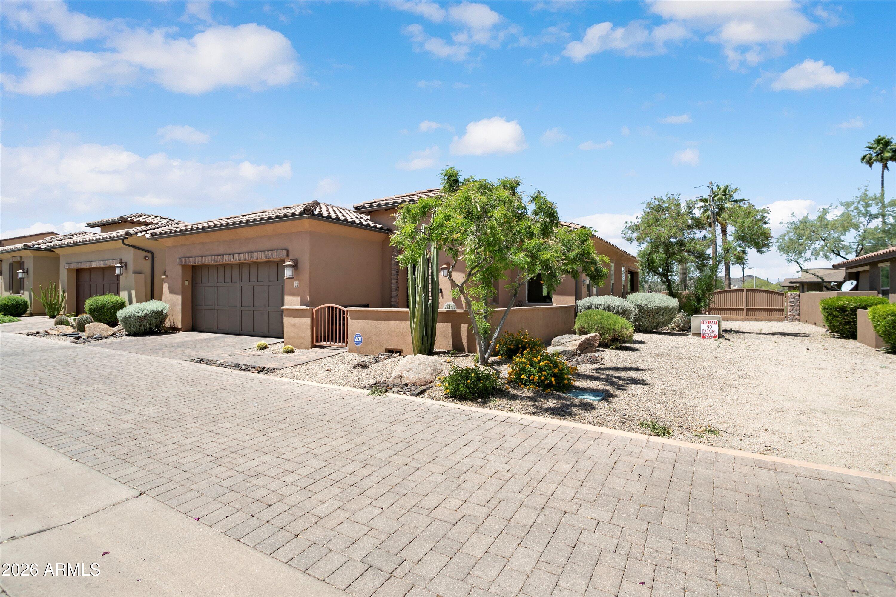 6231 E Mark Way 28 — photo