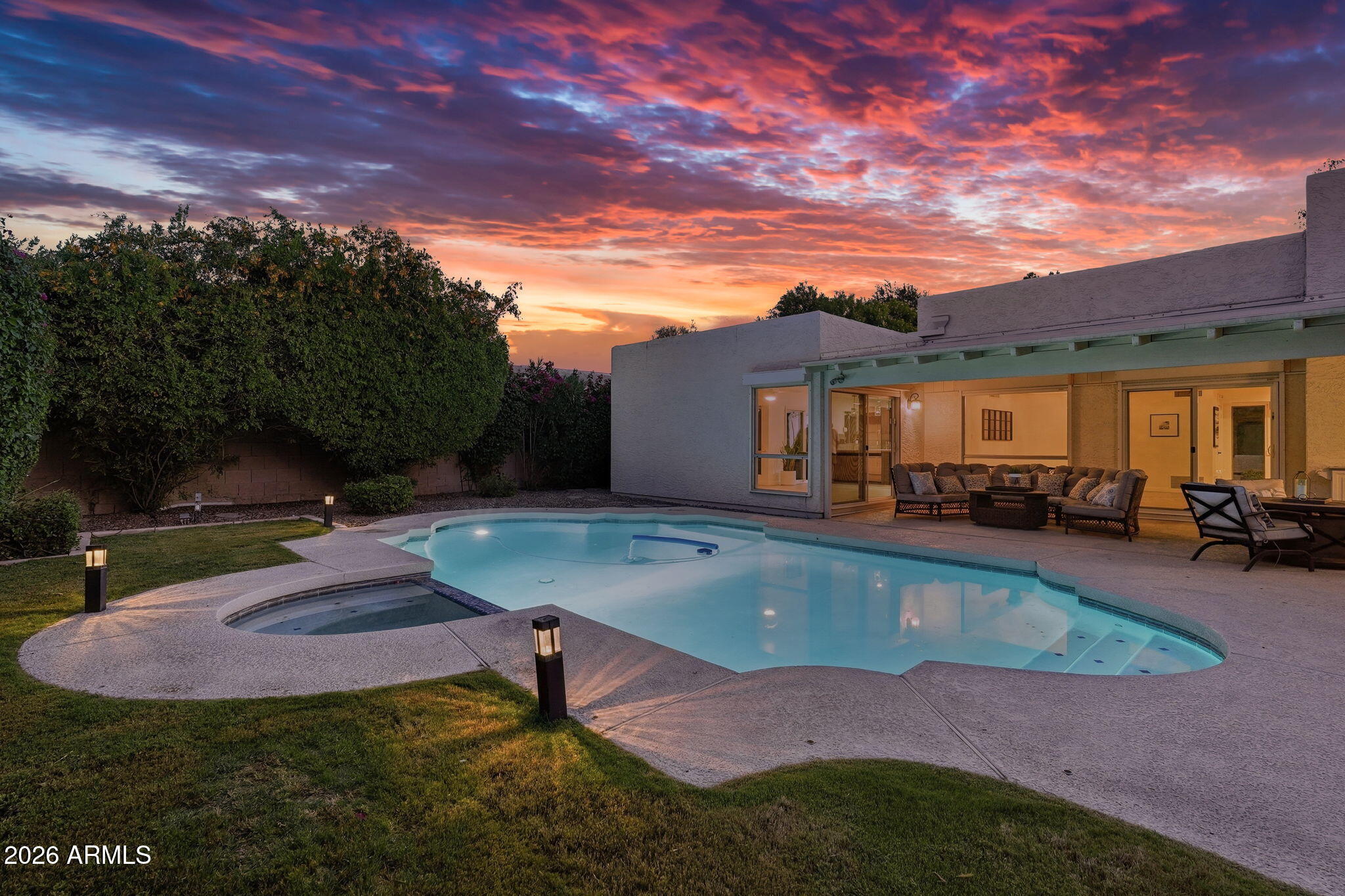 7352 E Valley Vista Drive — photo