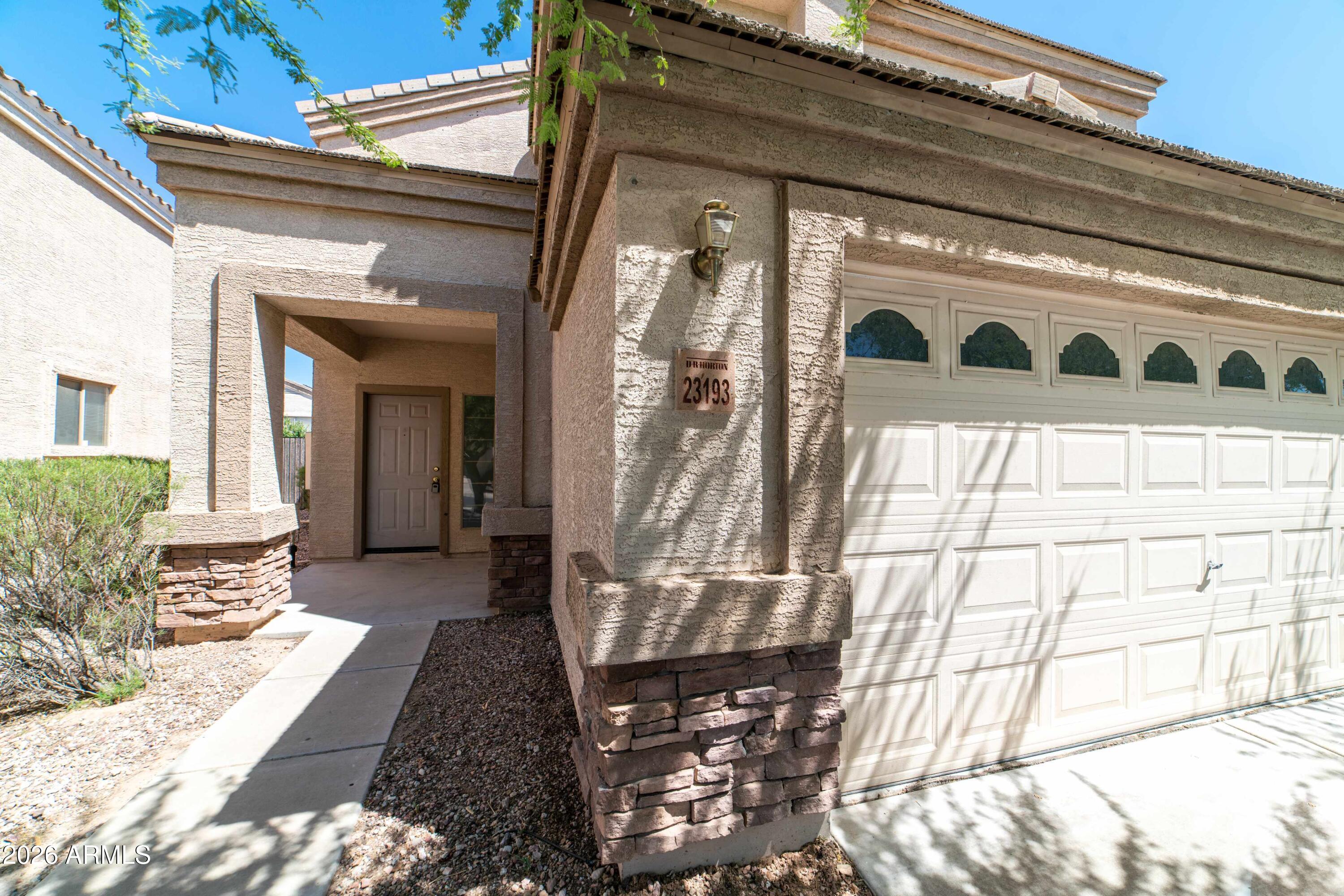 23193 W Mohave Street — photo