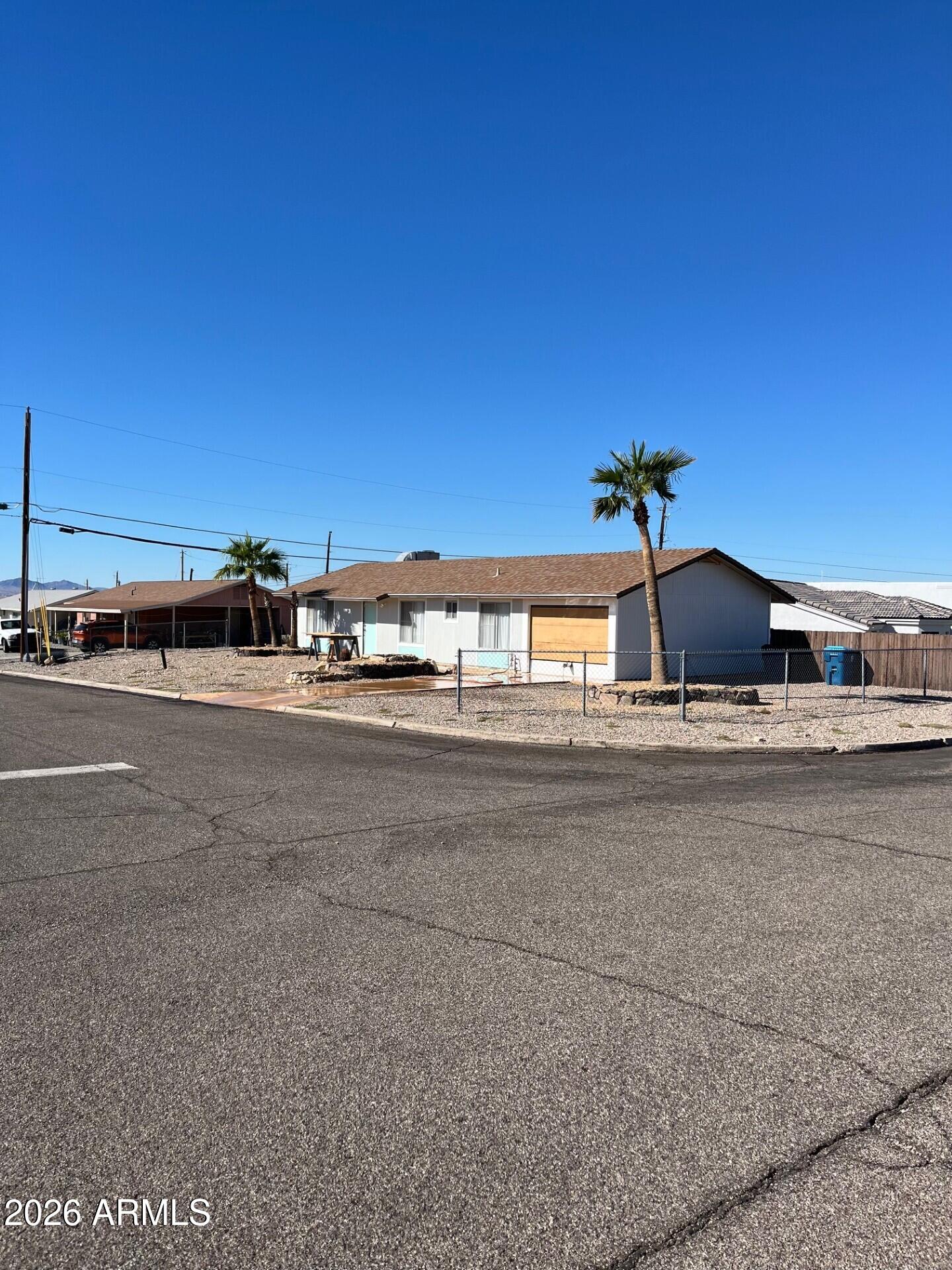 841 E Cactus Drive — photo