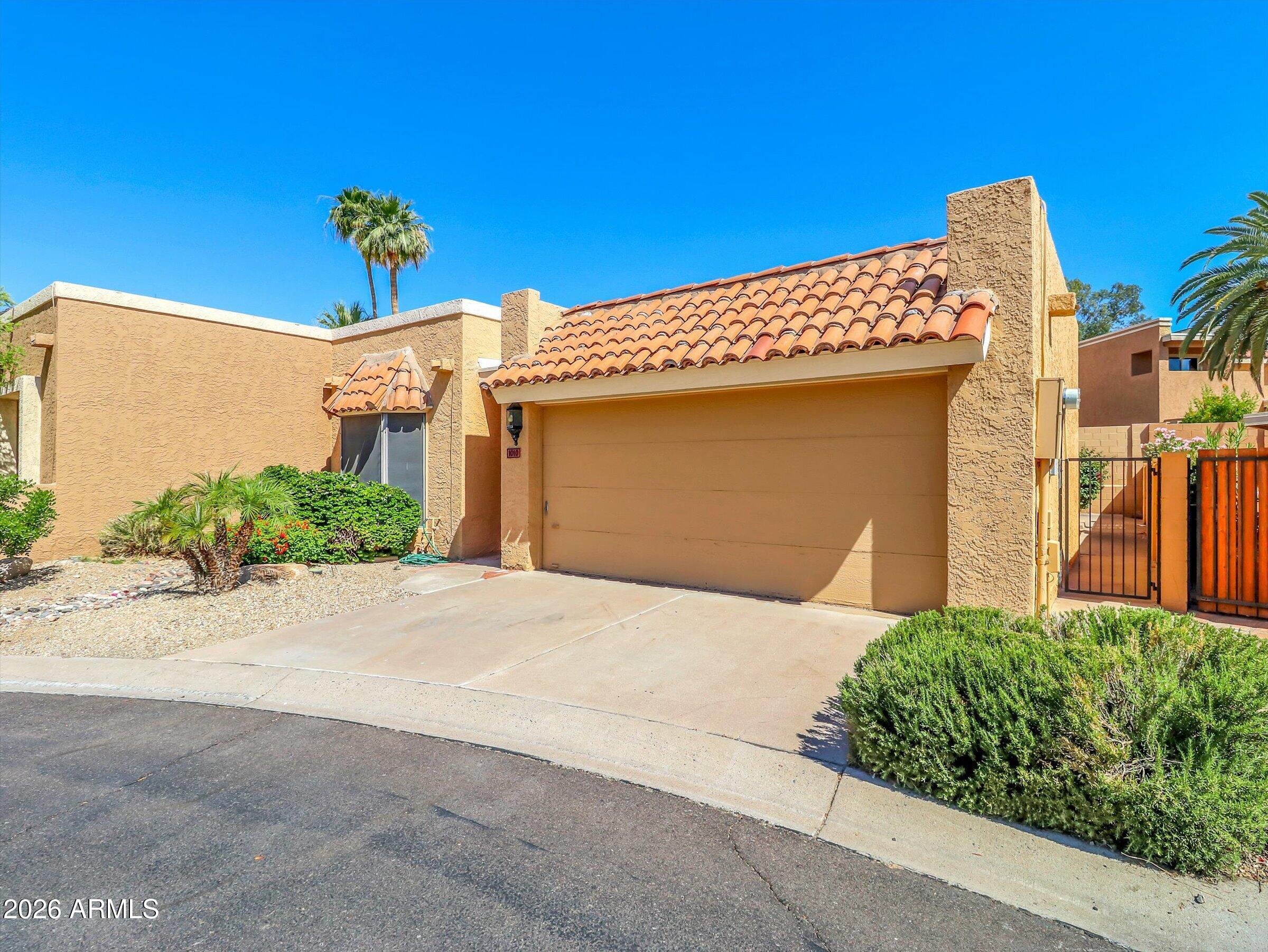 1010 E Becker Lane — photo