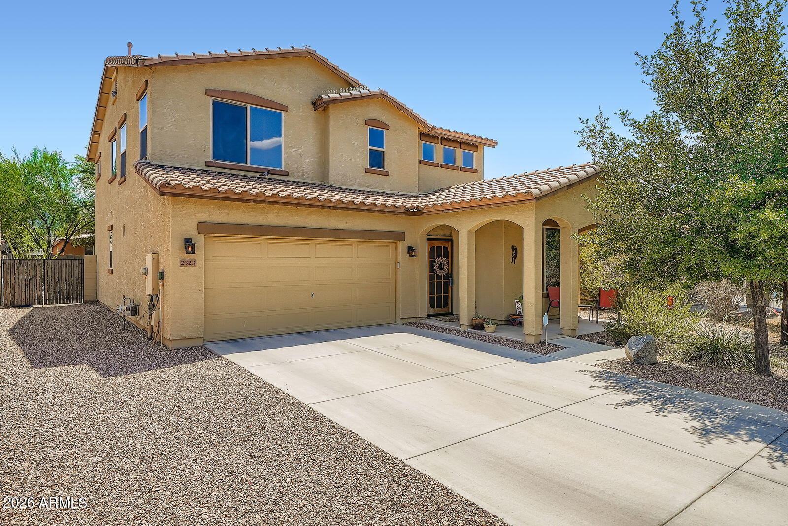 2323 W Alicia Drive — photo