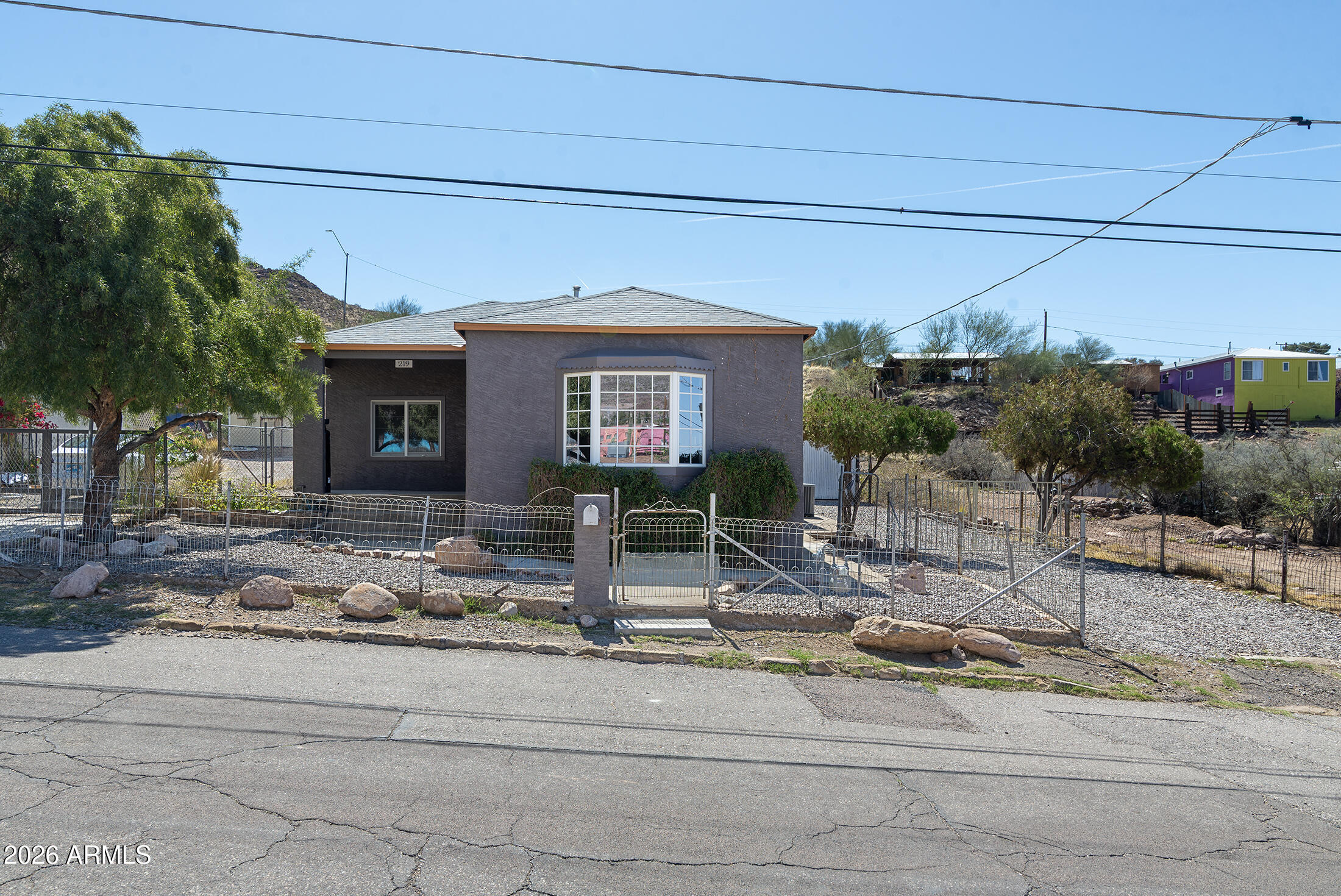 219 W Heiner Drive — photo