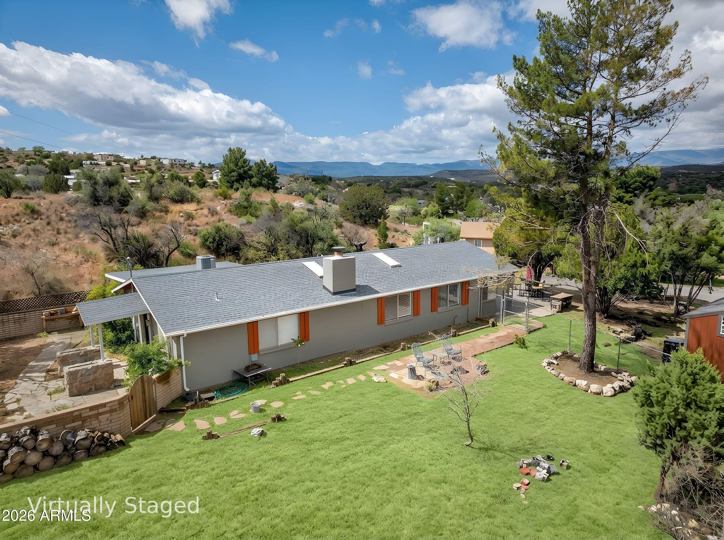 3235 E Maybe Manana Way — photo