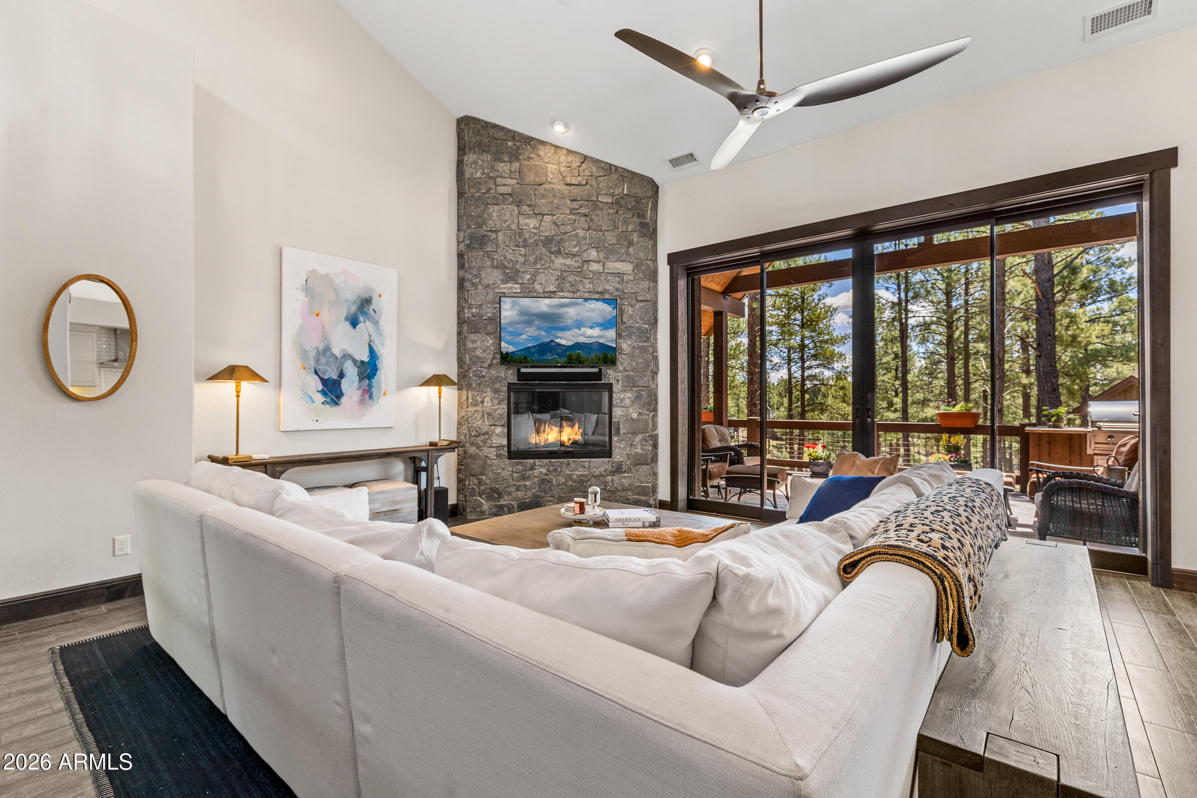2641 S Bluebird Court — photo