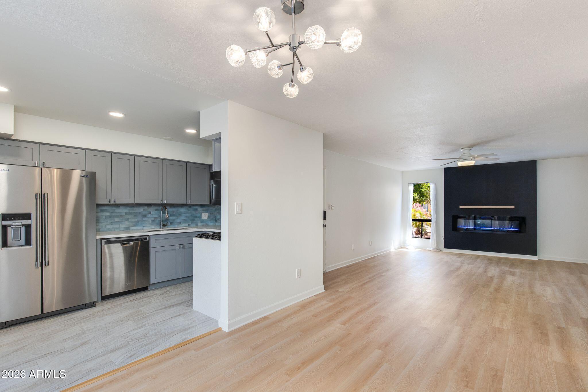 4950 N Miller Road 116 — photo
