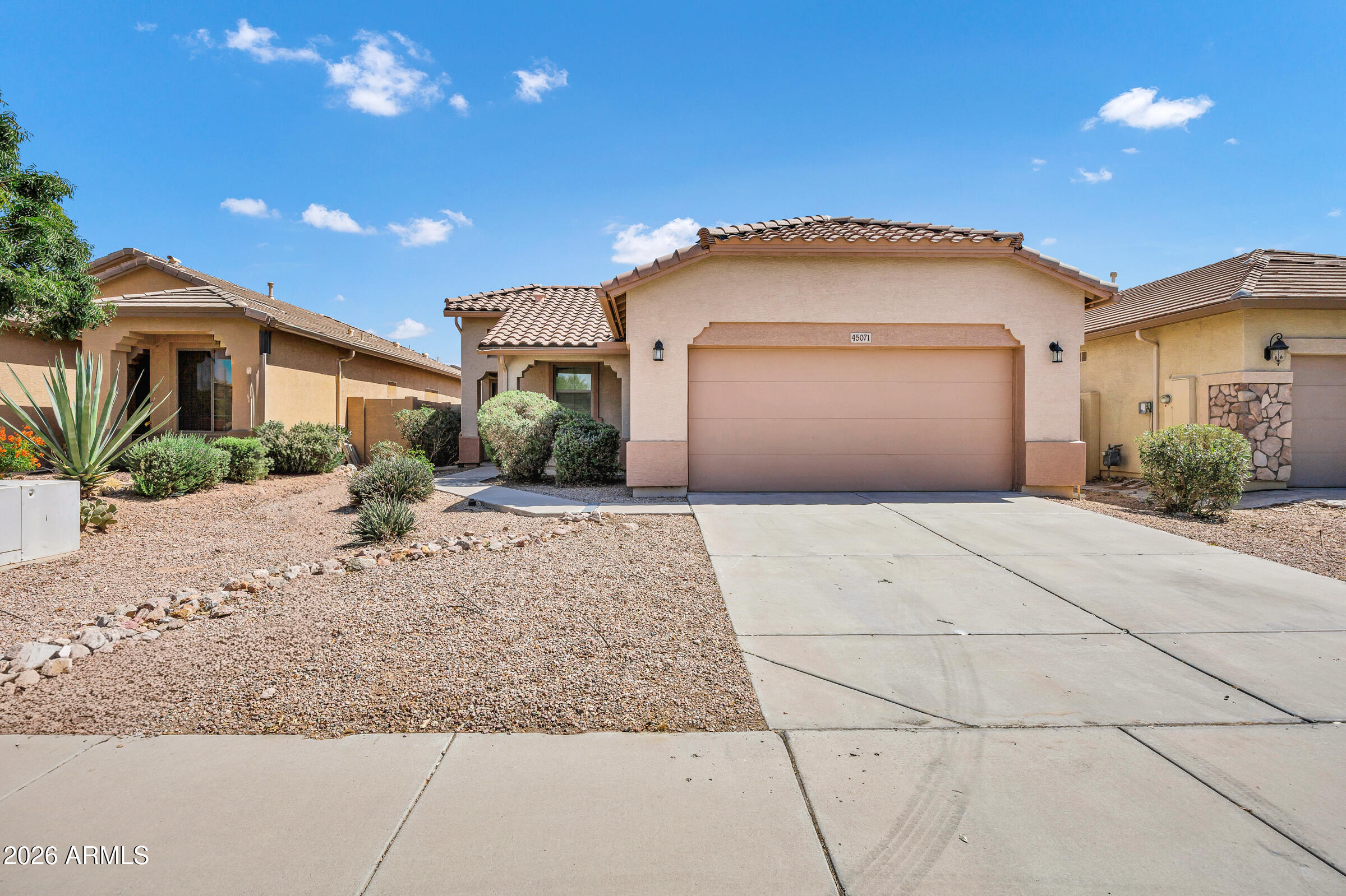 45071 W Yucca Lane — photo