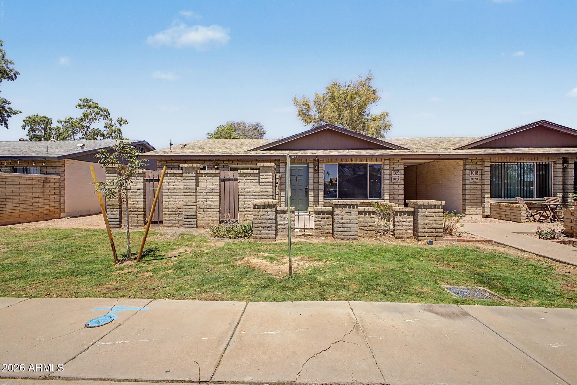 1022 W Malibu Drive — photo