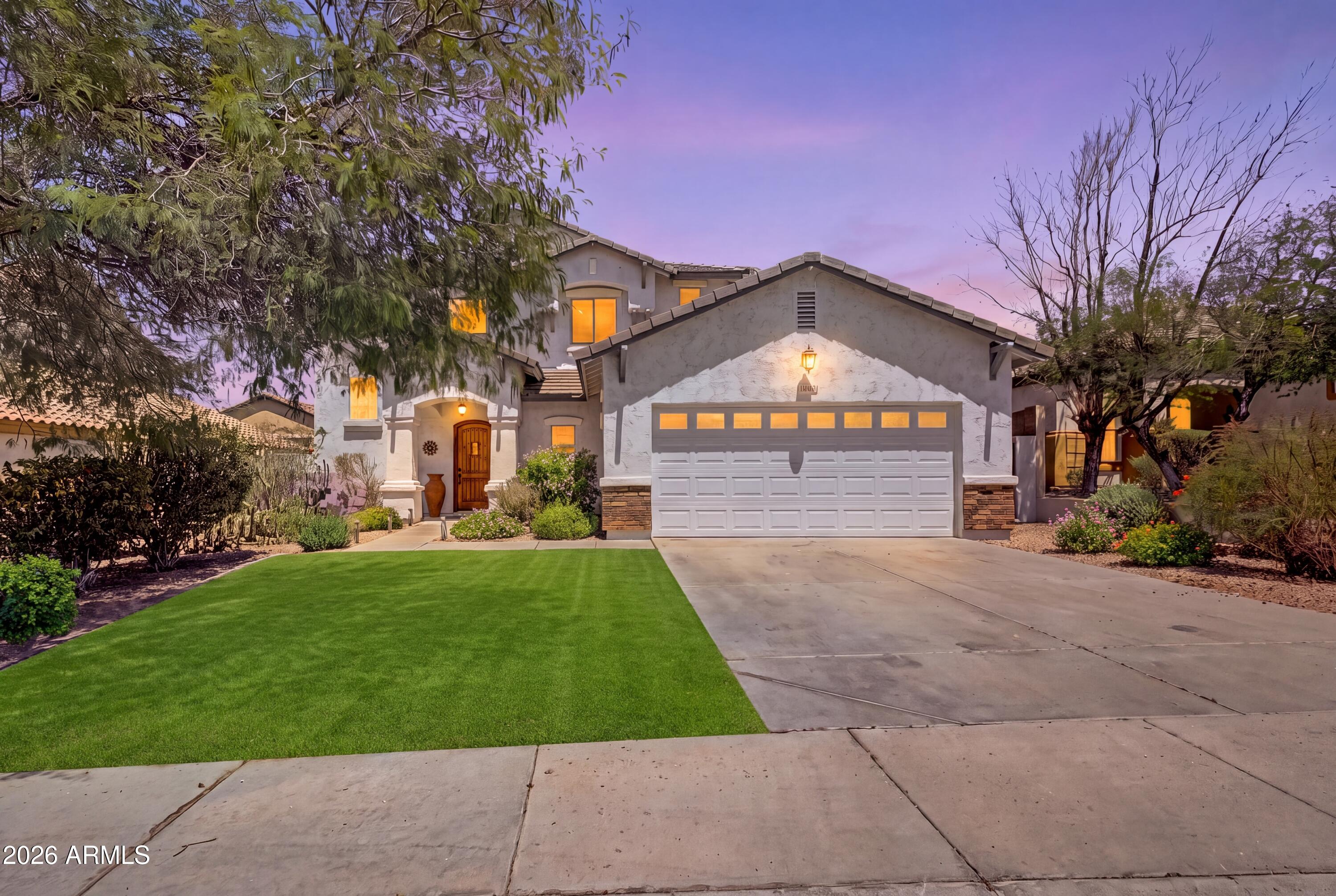 10594 W Lone Cactus Drive — photo