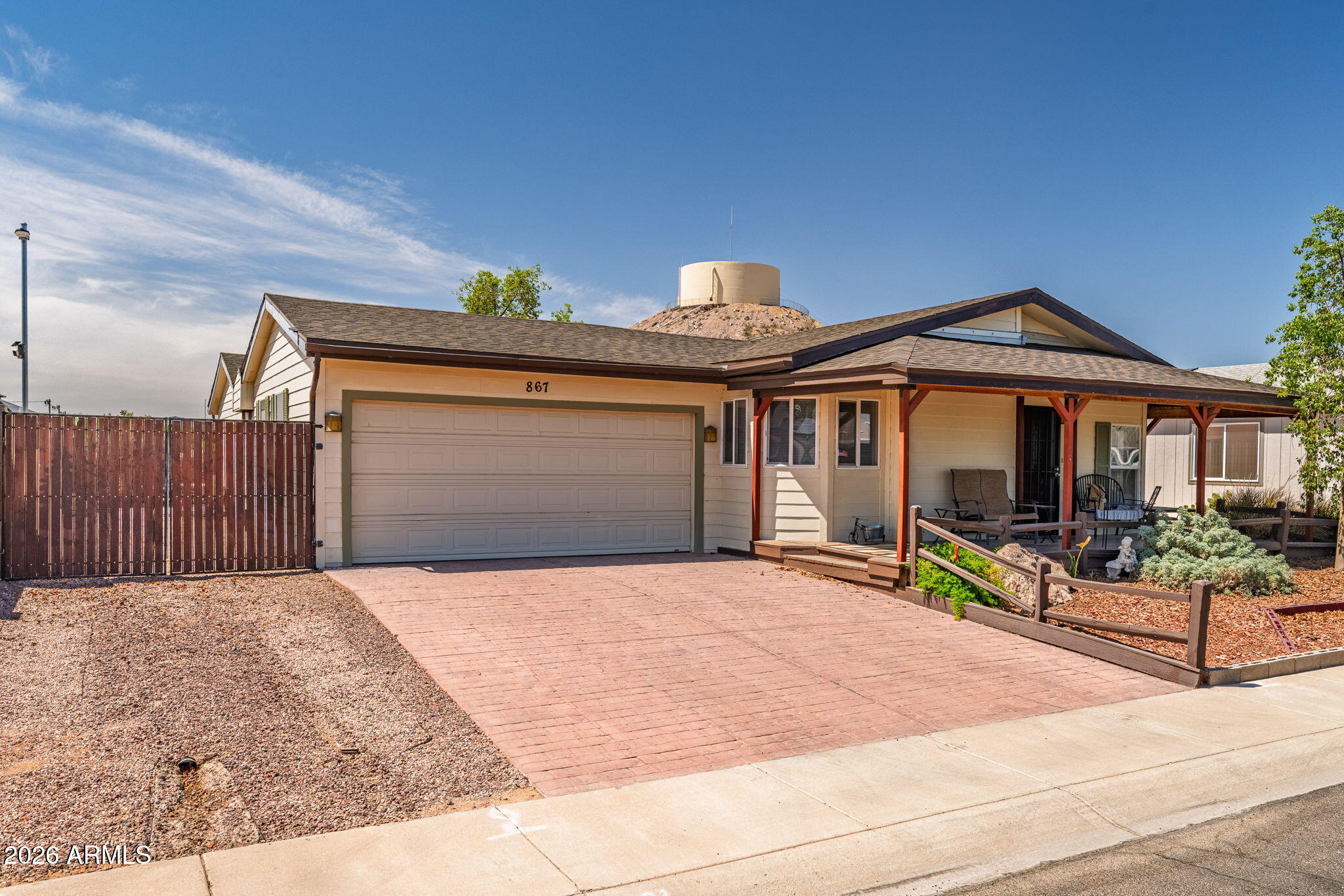 867 W Moon Shadow Drive — photo