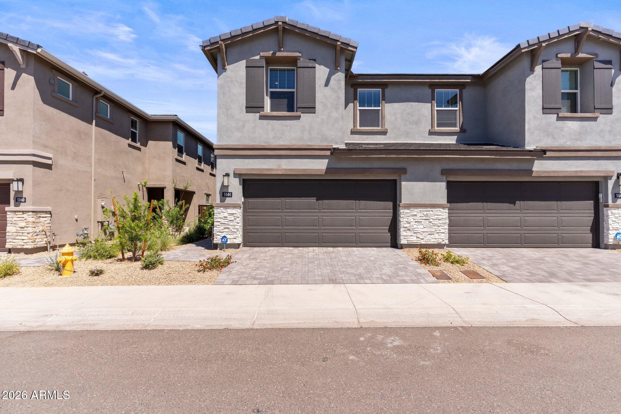 5844 E Covey Lane — photo