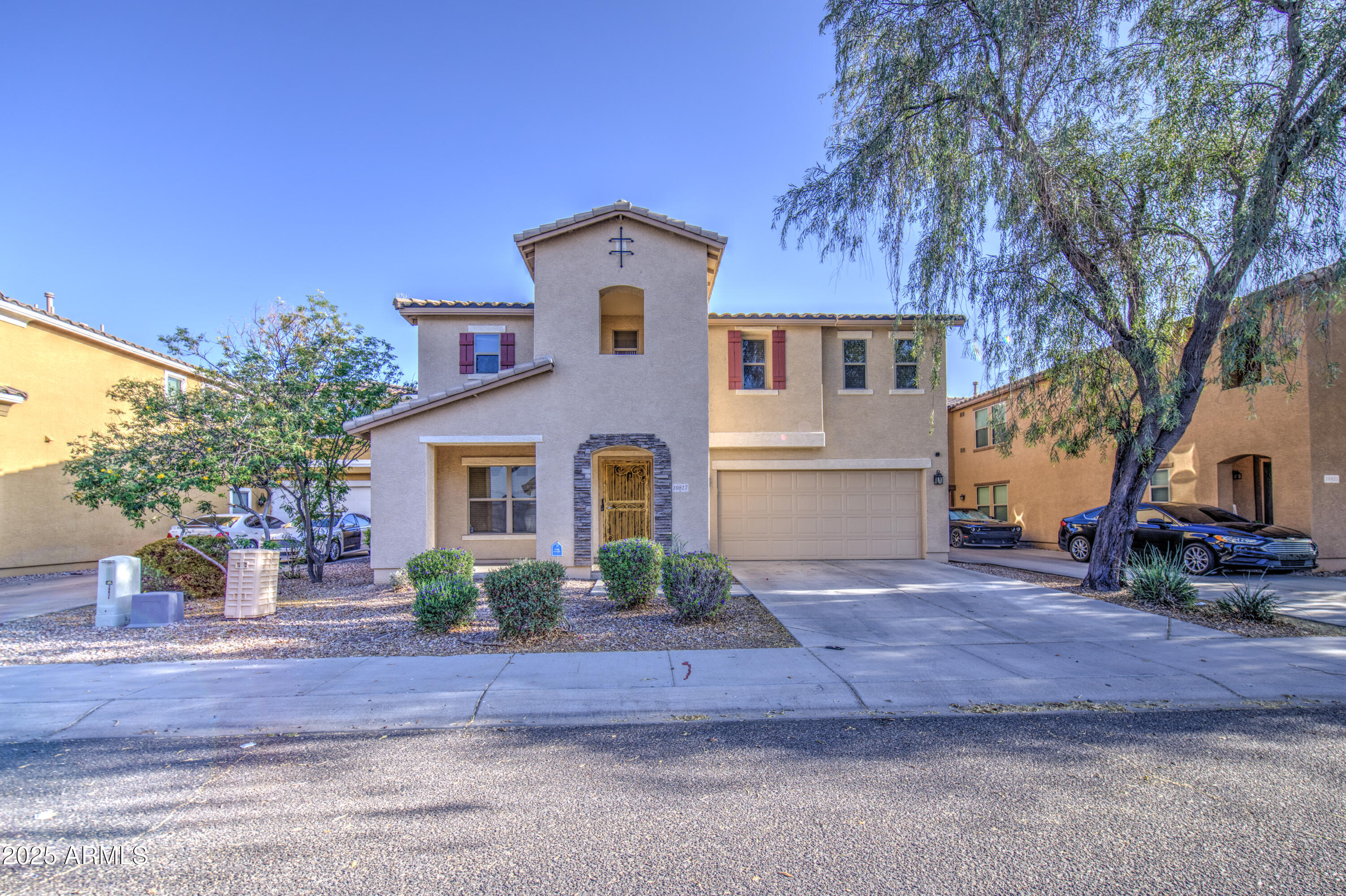 10817 W Pierson Street — photo