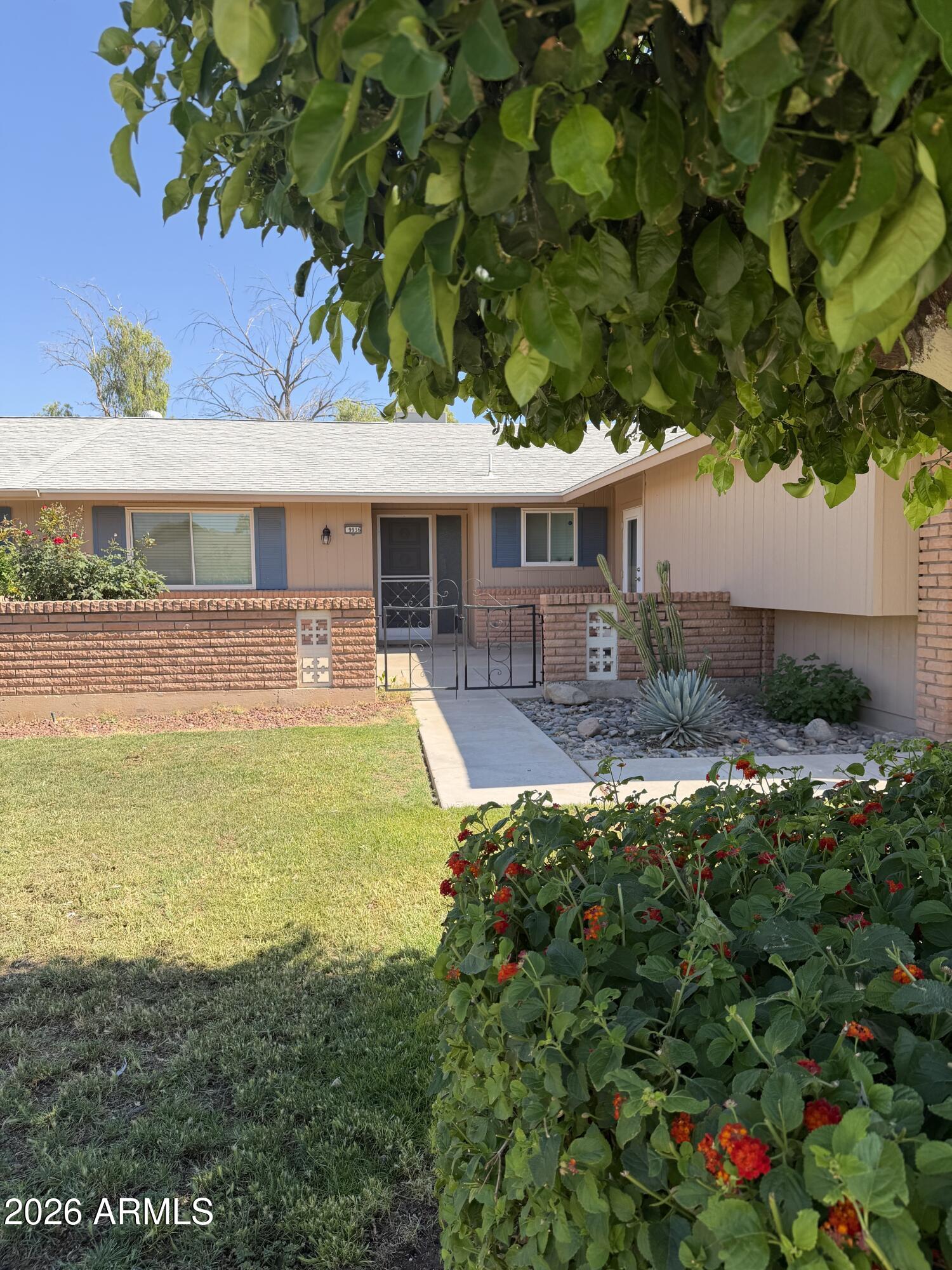 9936 W Mountain View Road — photo
