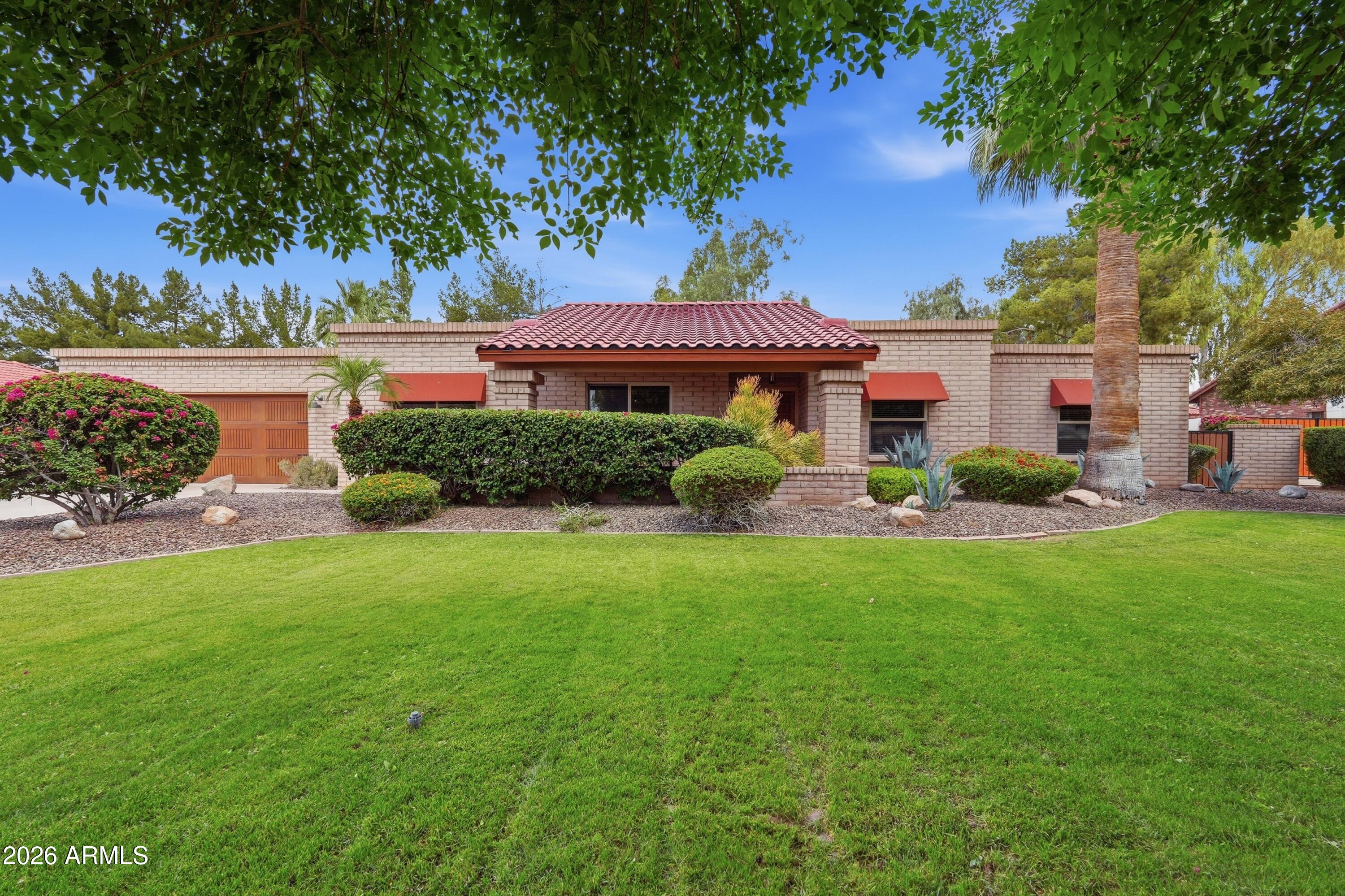 1550 E Greentree Drive — photo