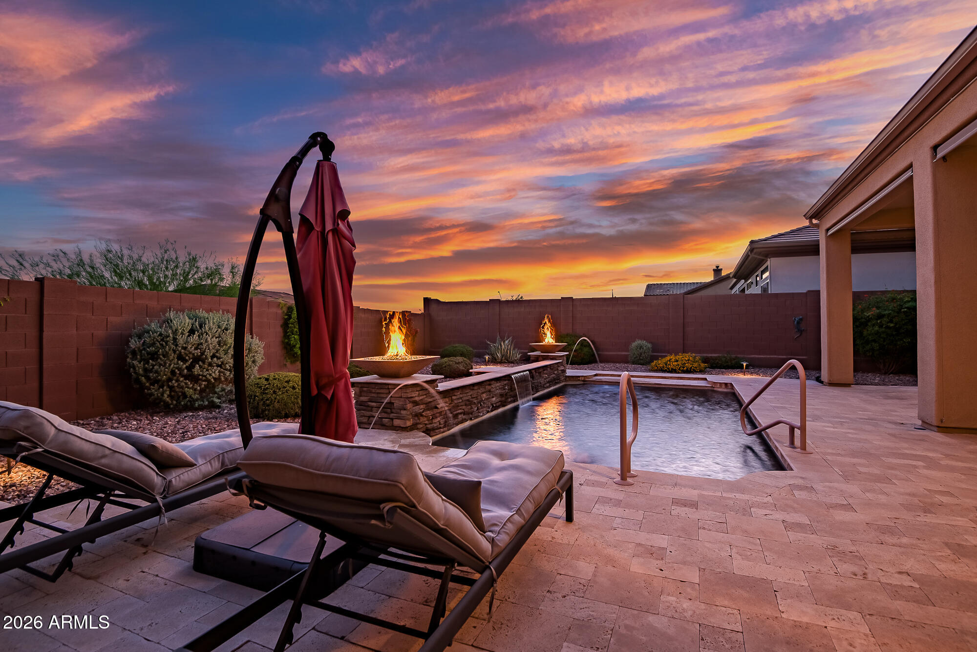 1319 W Wayne Court — photo