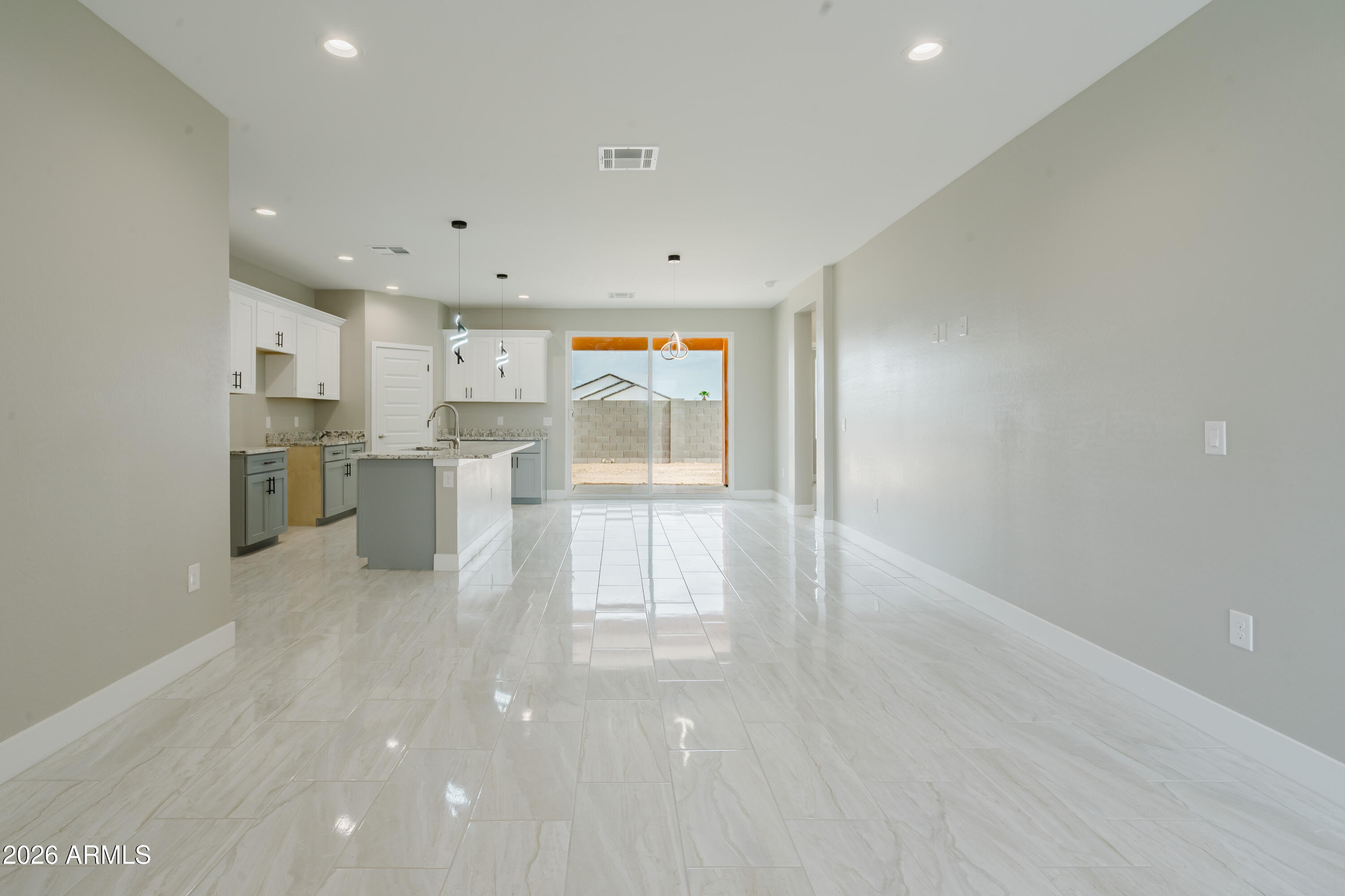 10346 W Bradshaw Drive — photo