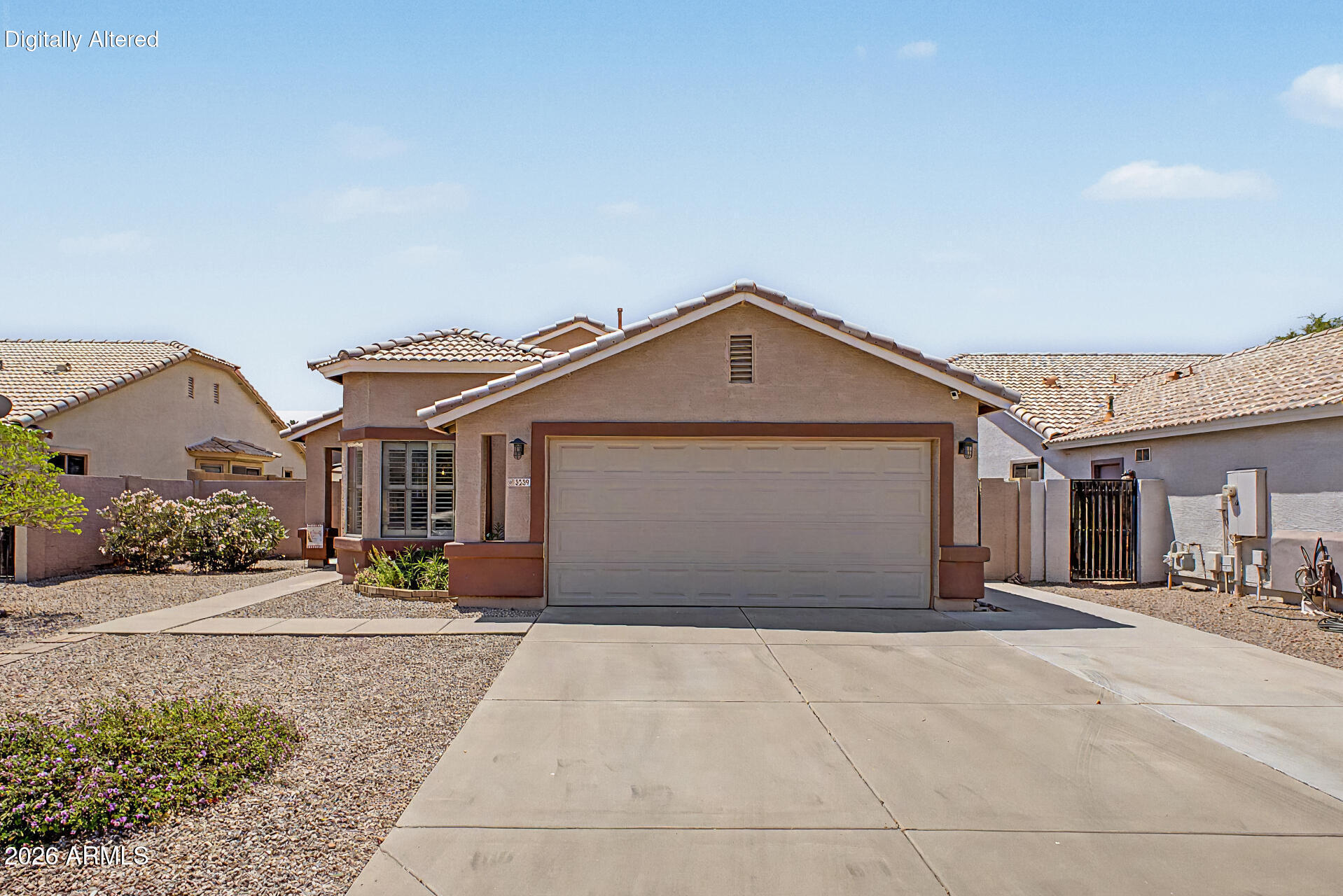 3239 E Woodside Way — photo