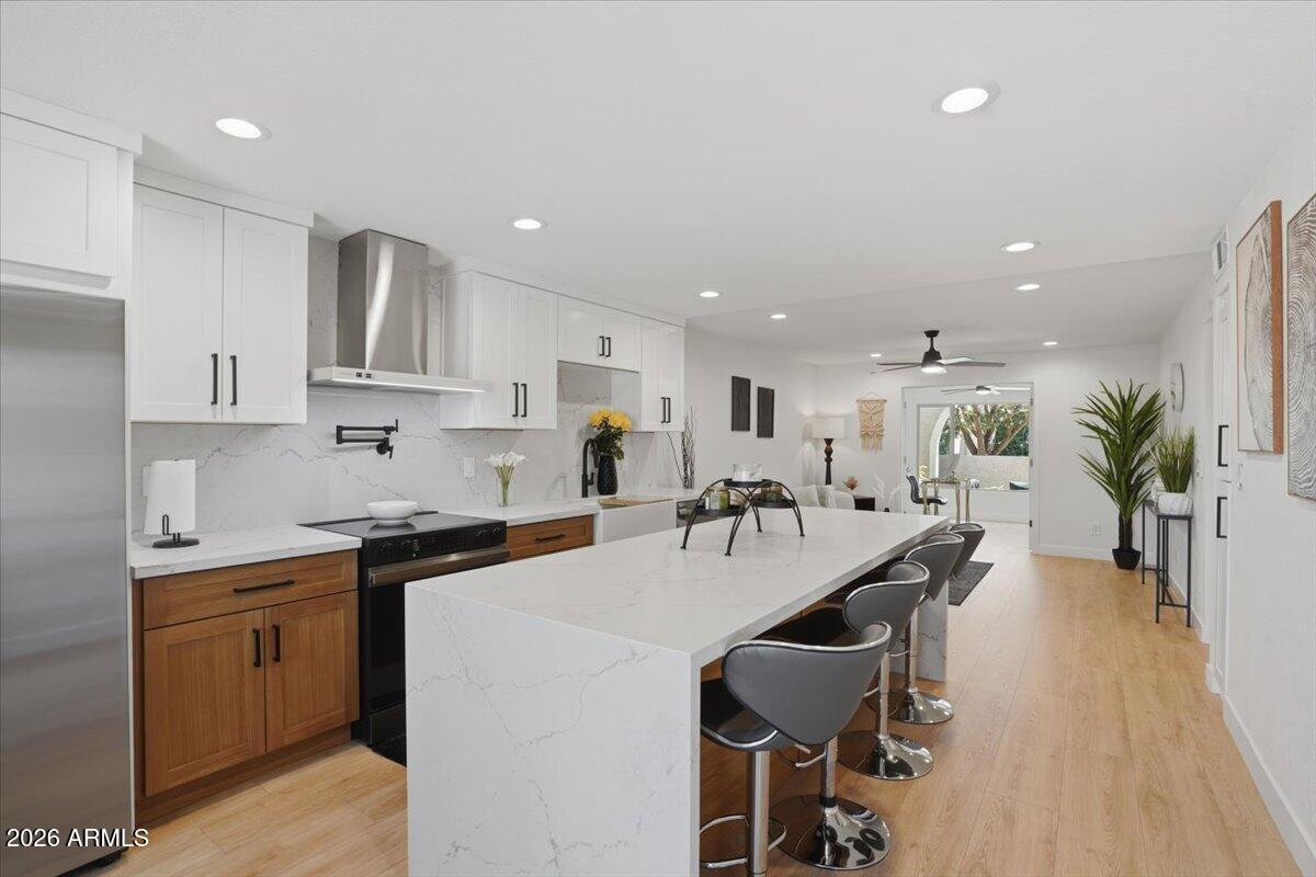 7105 N Via de Paesia — photo