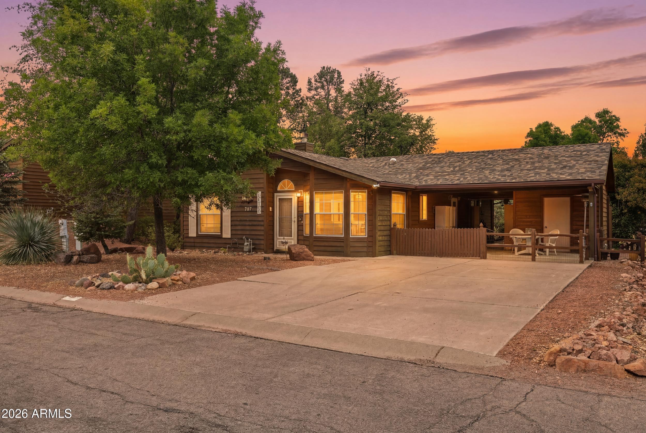 307 W Ash Creek Court — photo