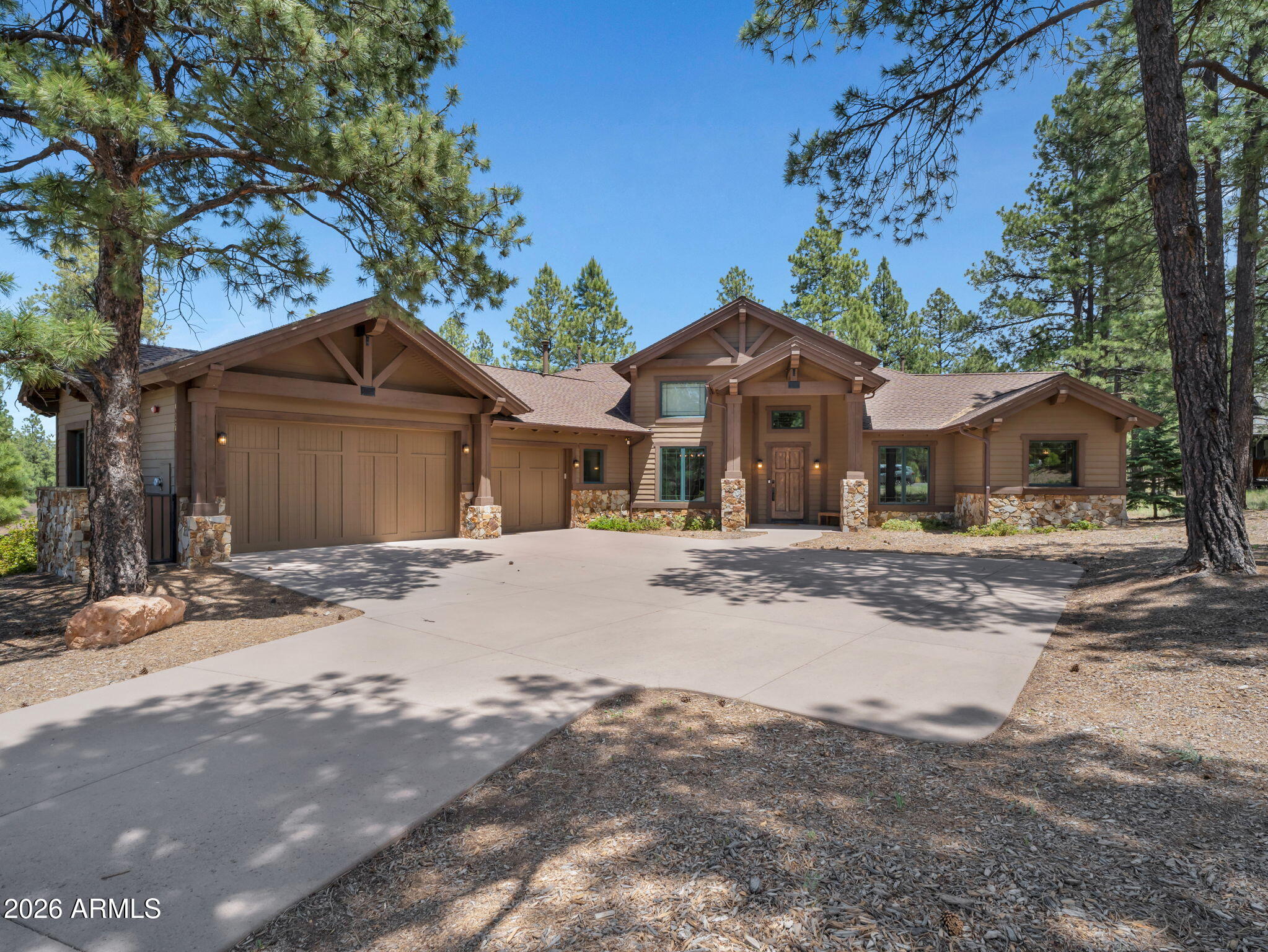 1927 E Bare Oak Loop — photo