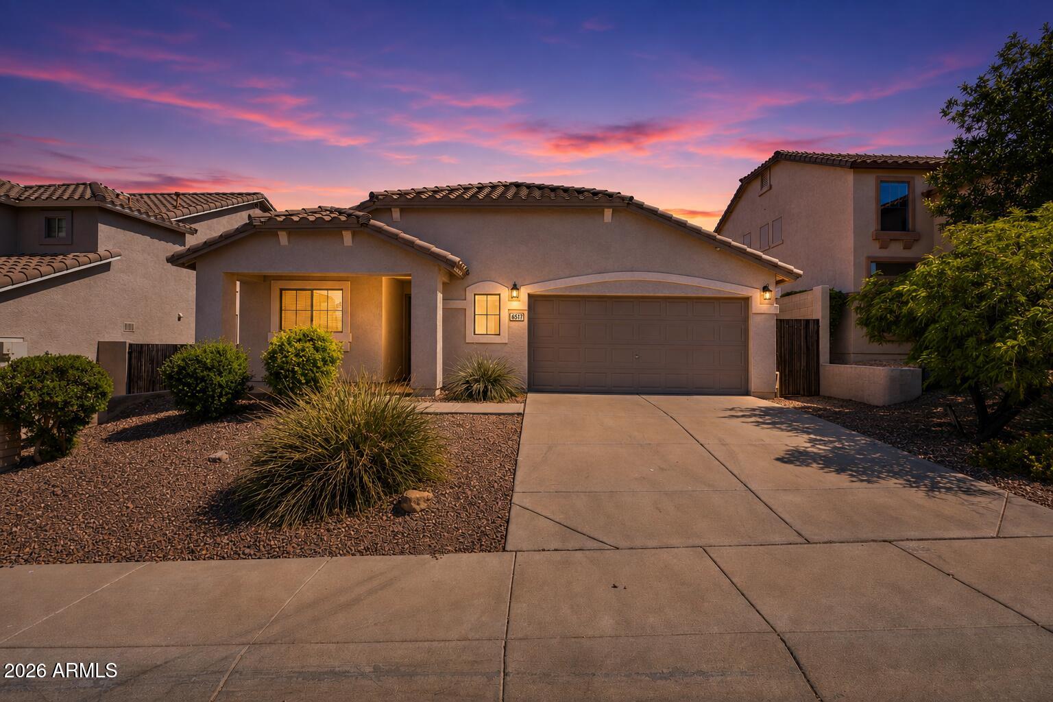 6517 W Yellow Bird Lane — photo