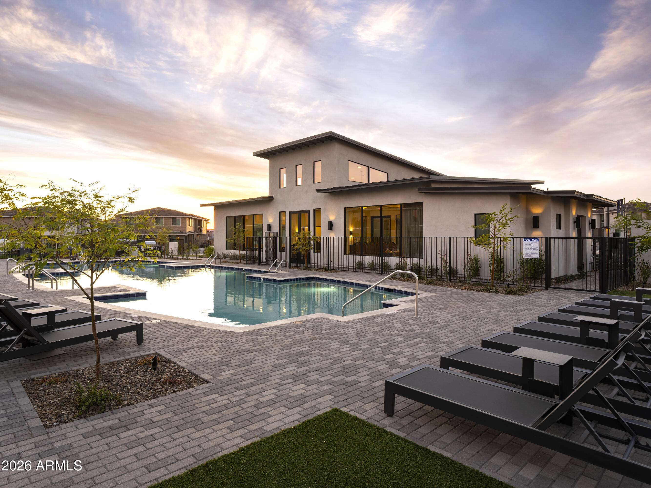 2121 W Sonoran Desert Drive 160 — photo