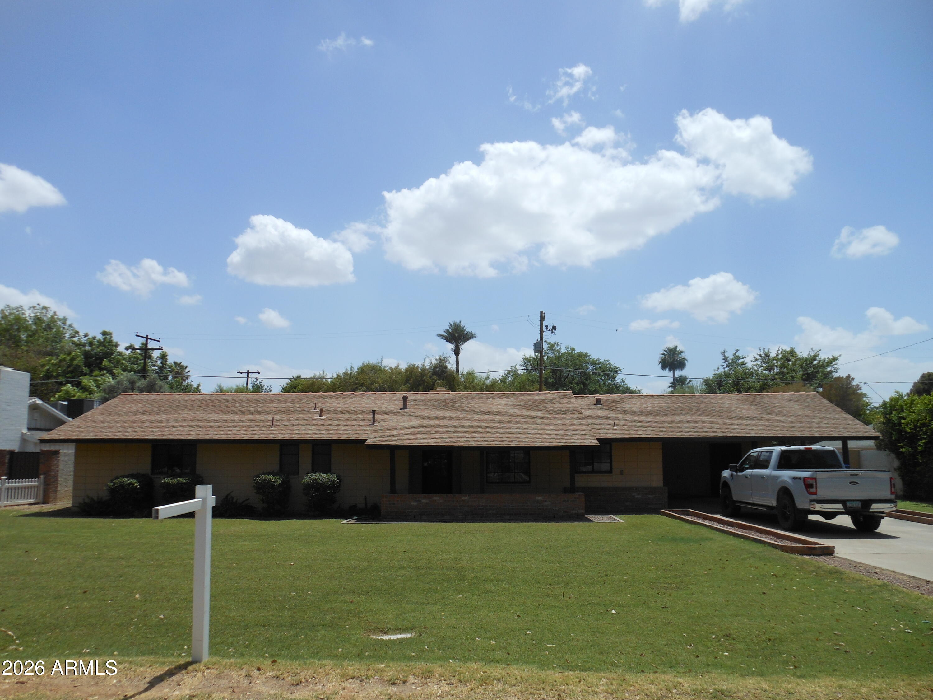 319 W Royal Palm Road — photo