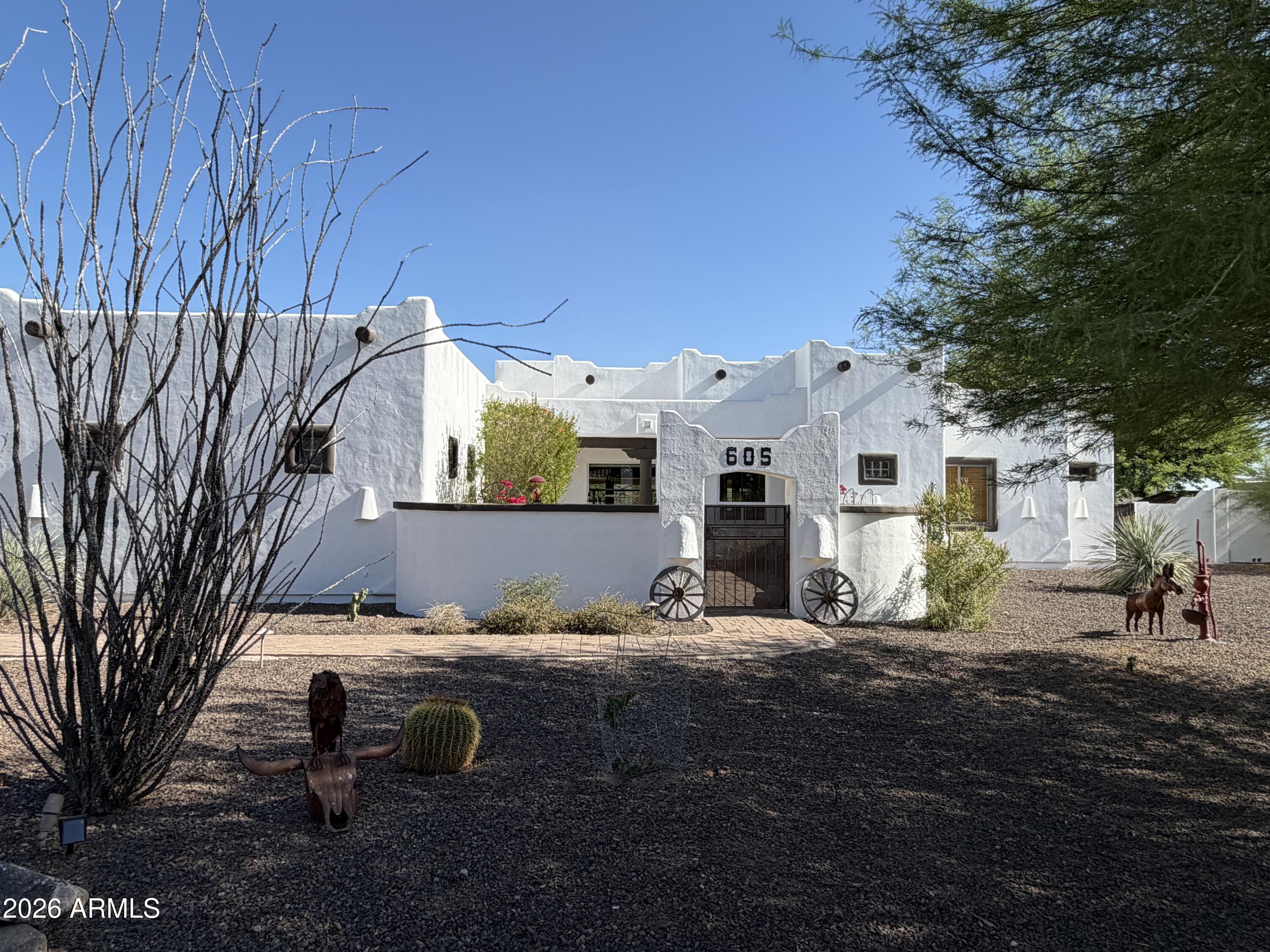 605 W Ridgecrest Road — photo