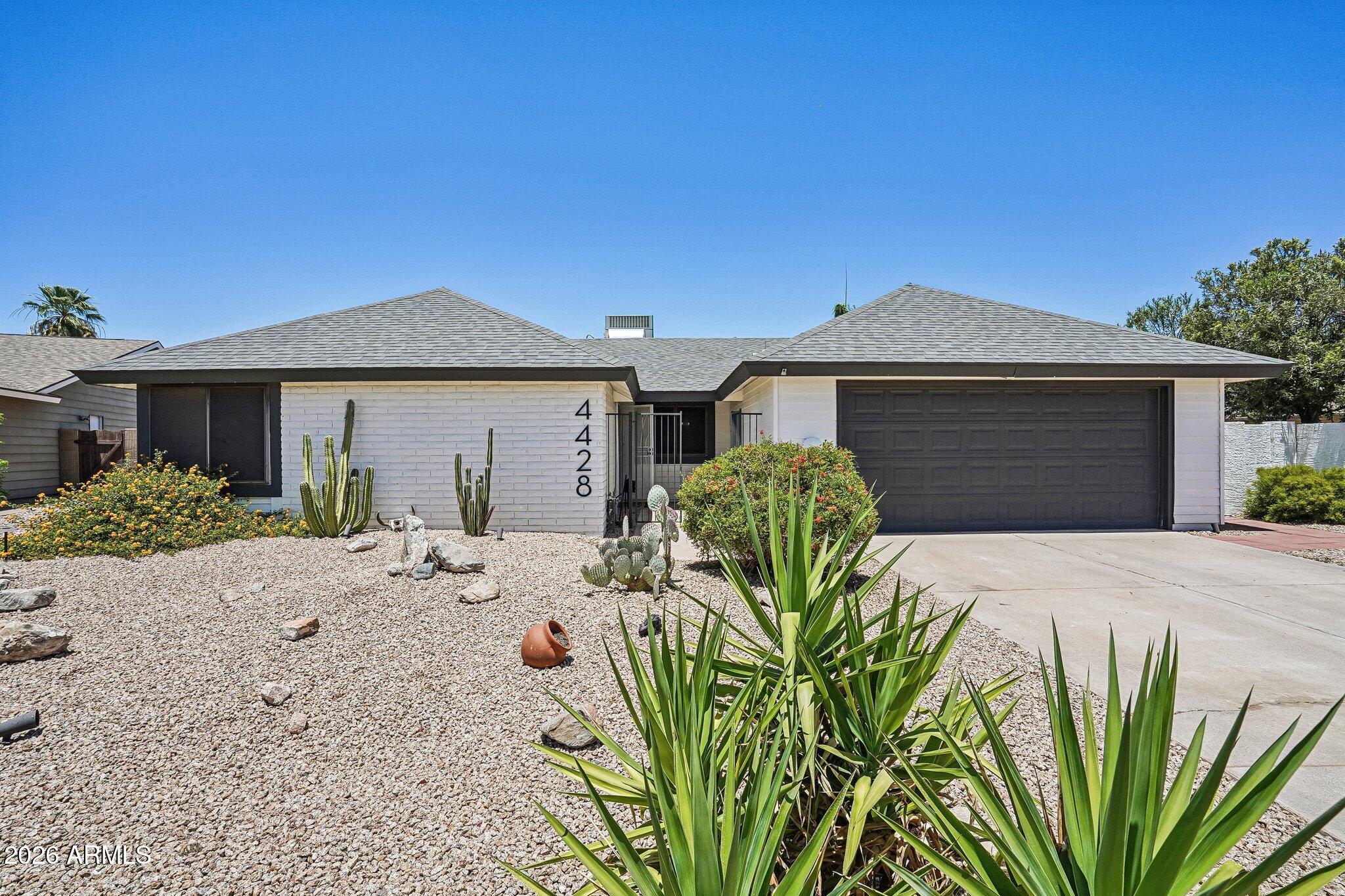 4428 E Pinto Court — photo
