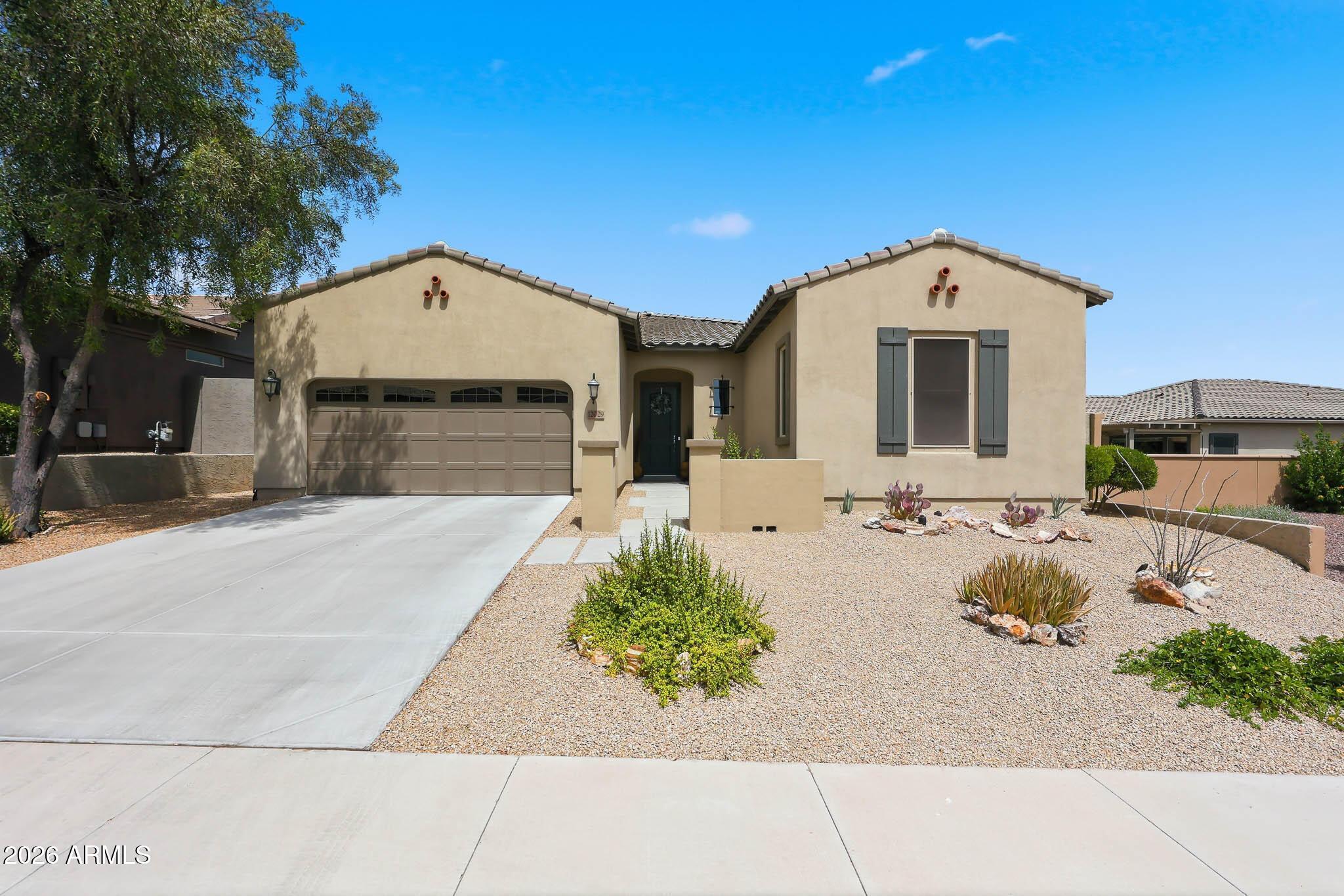 12029 S 185th Drive — photo