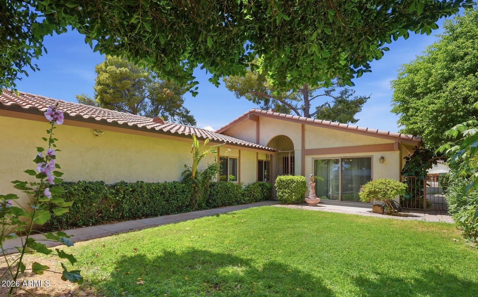 1534 E Southshore Drive — photo