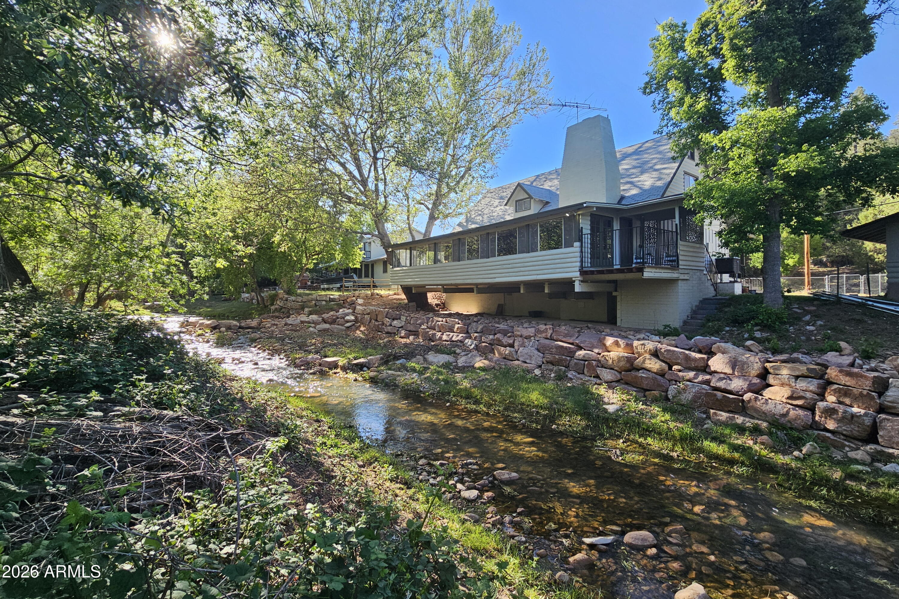 461 W Scott Drive — photo