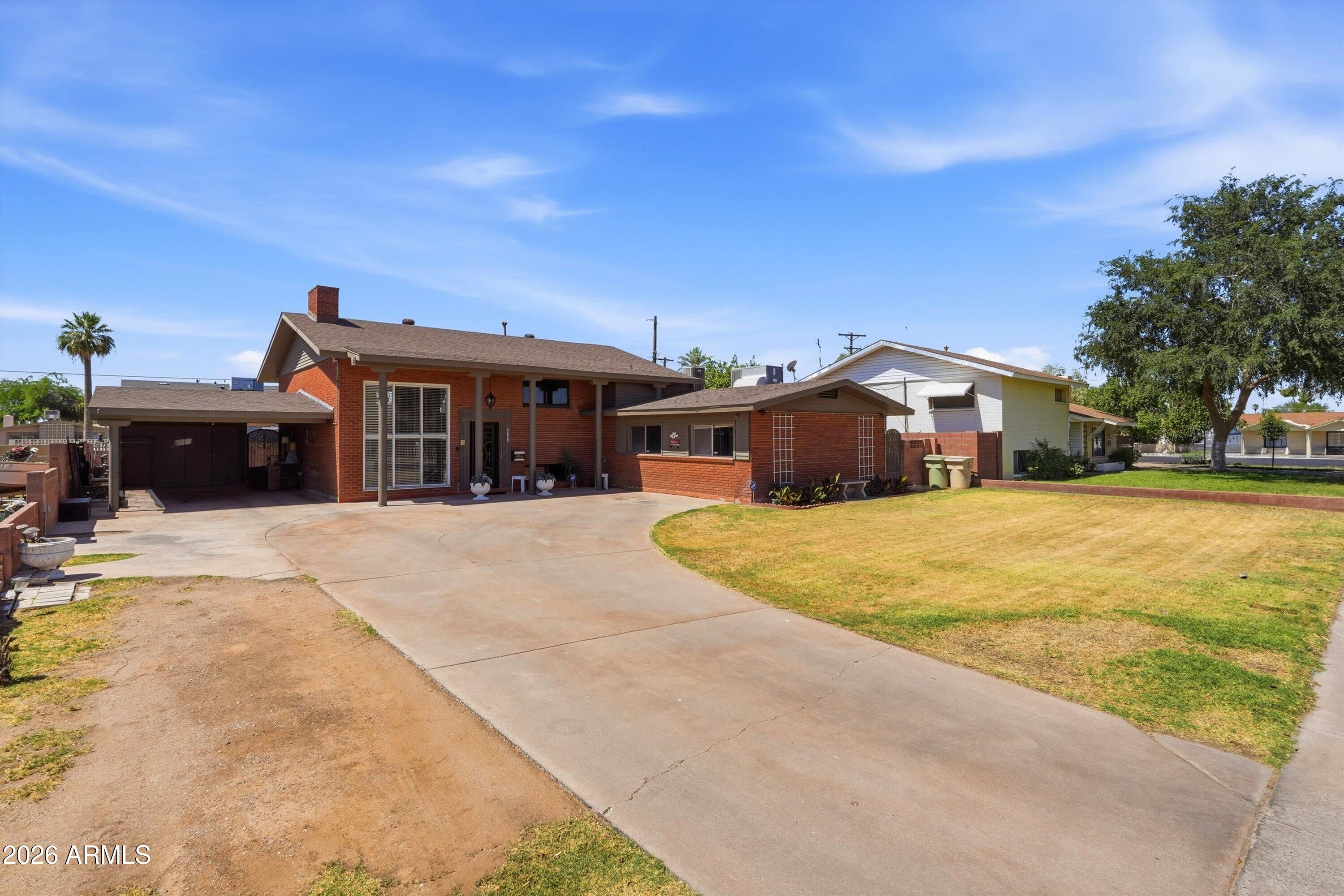 4639 W Cavalier Drive — photo