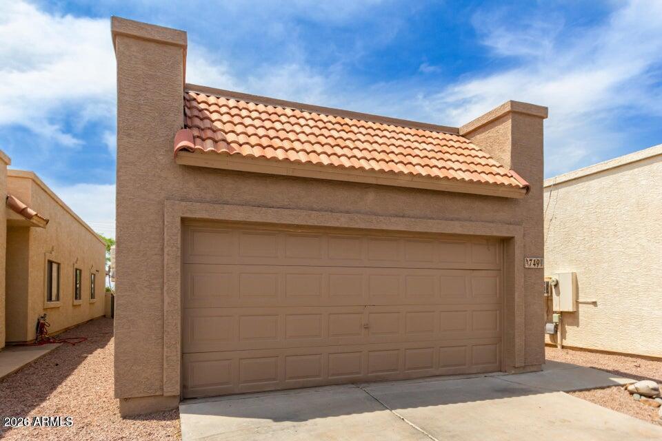 749 E Pepper Drive — photo