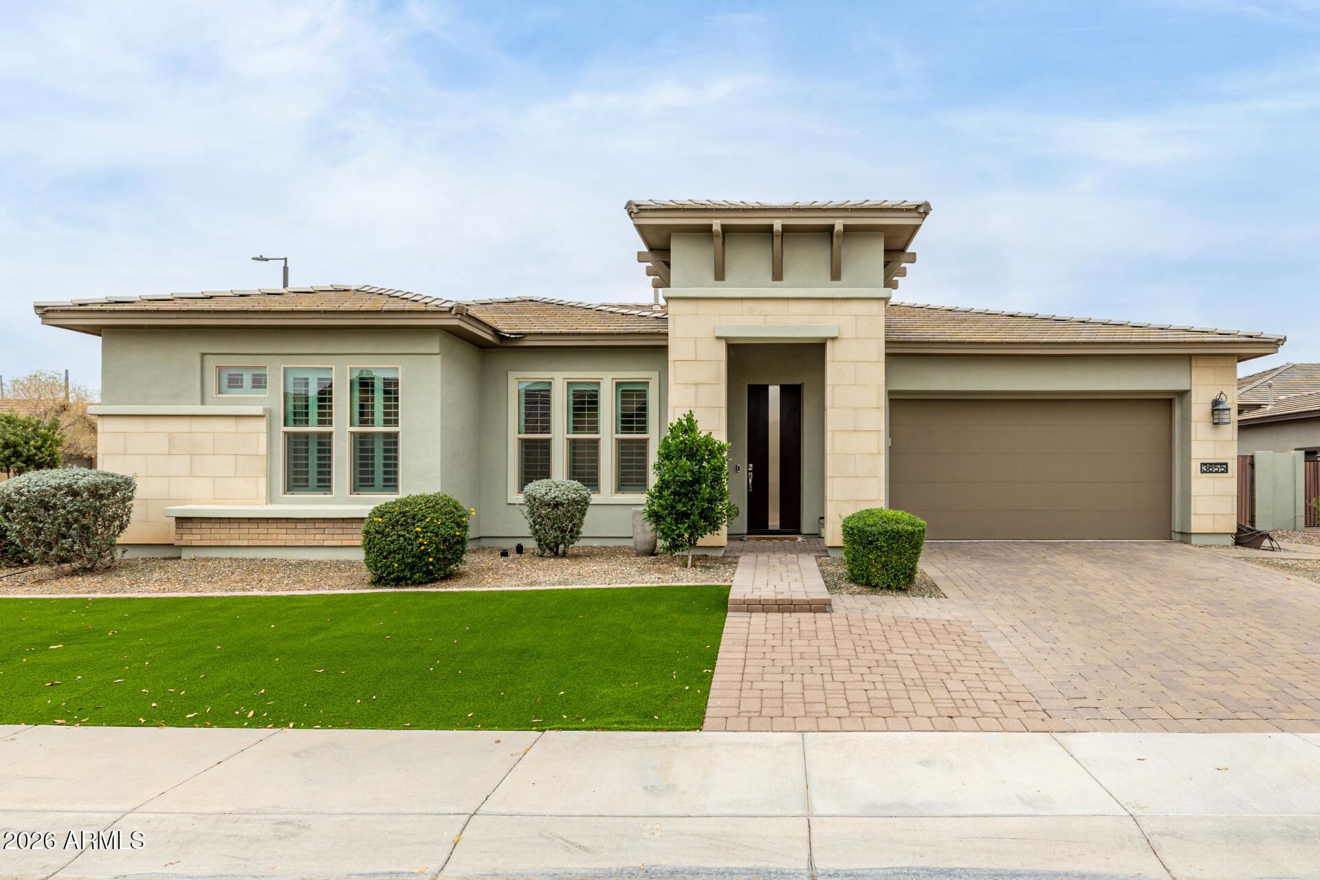 3655 E Gemini Place — photo