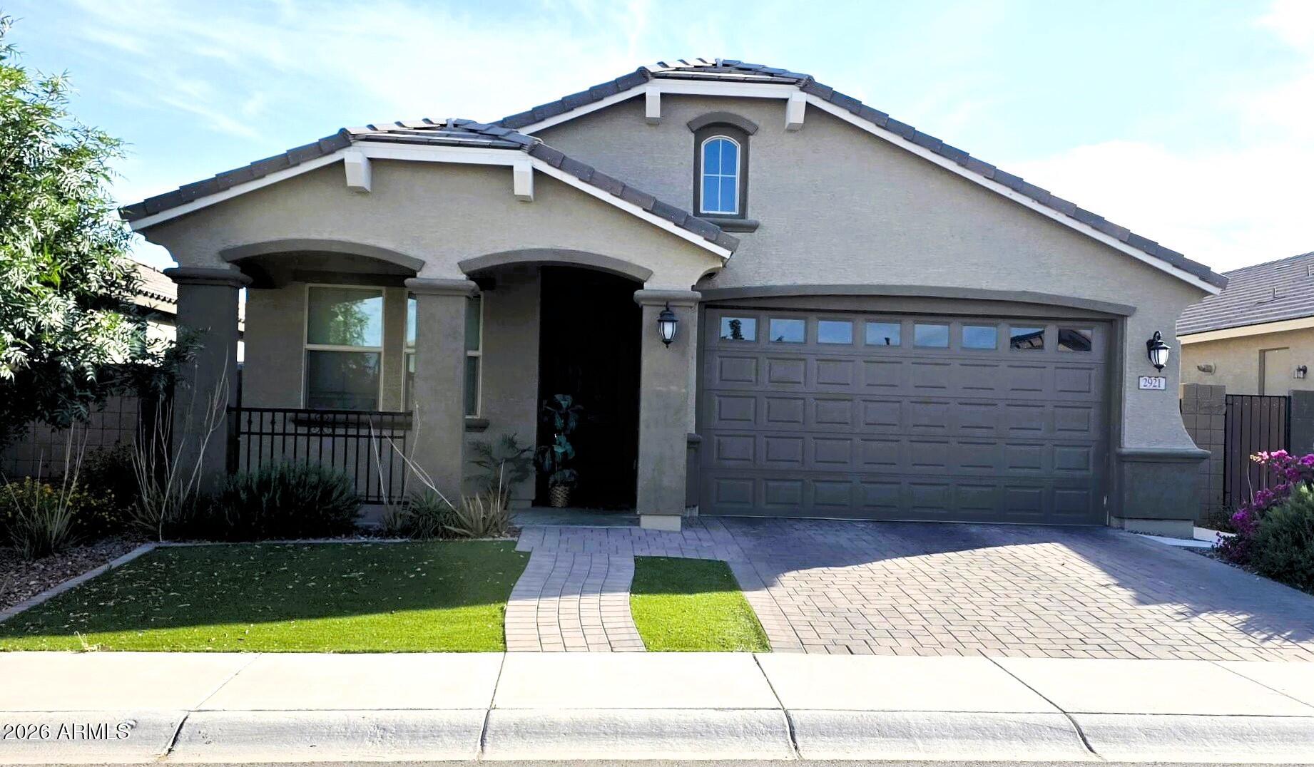 2921 W Bridger Drive — photo