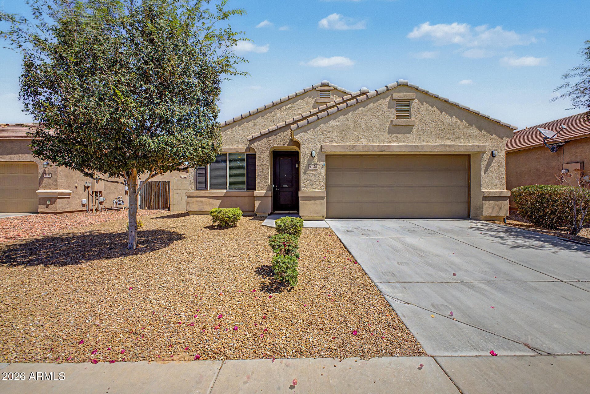 41188 W Ganley Way — photo