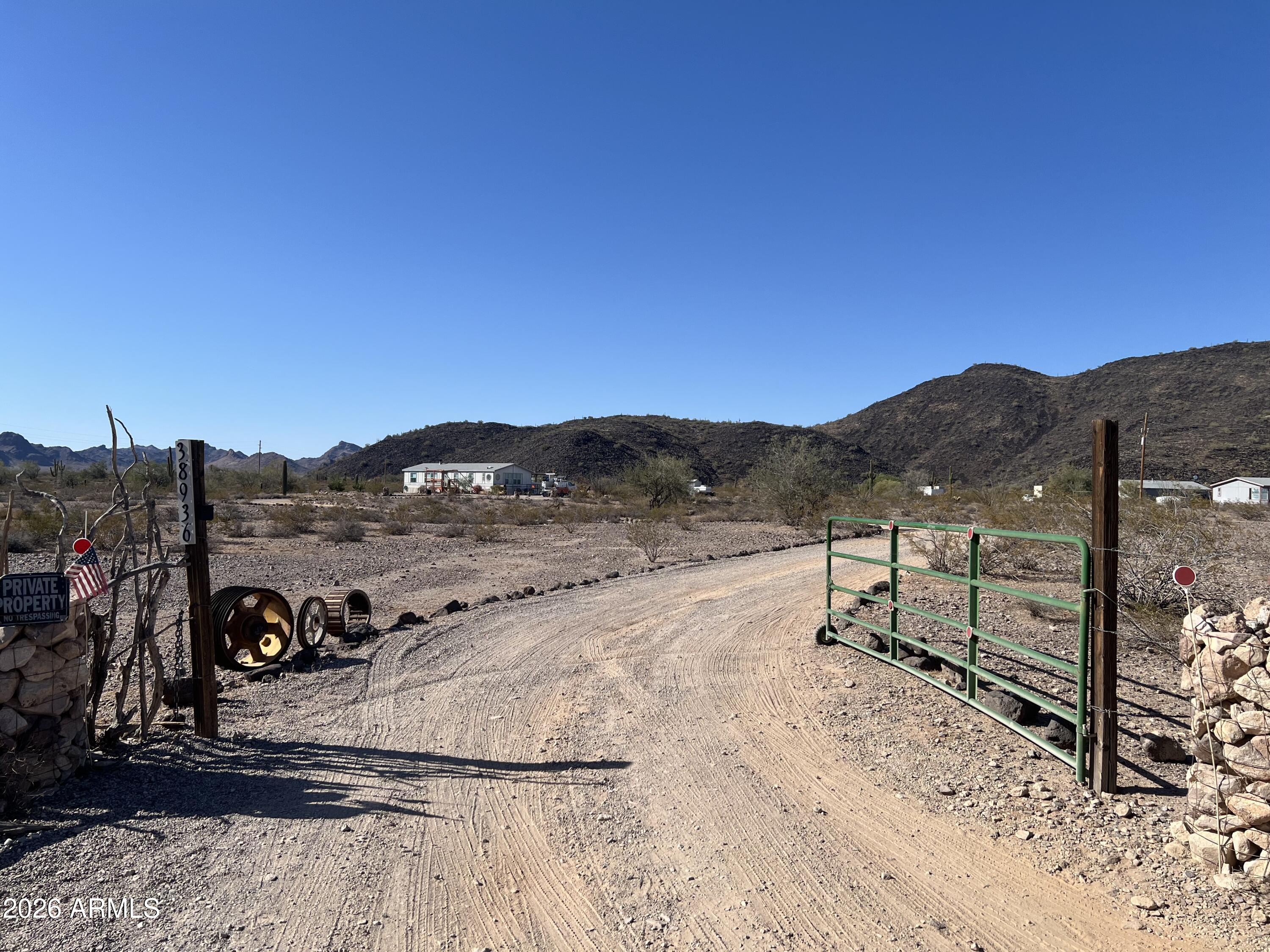 38936 W Mountain View Road — photo