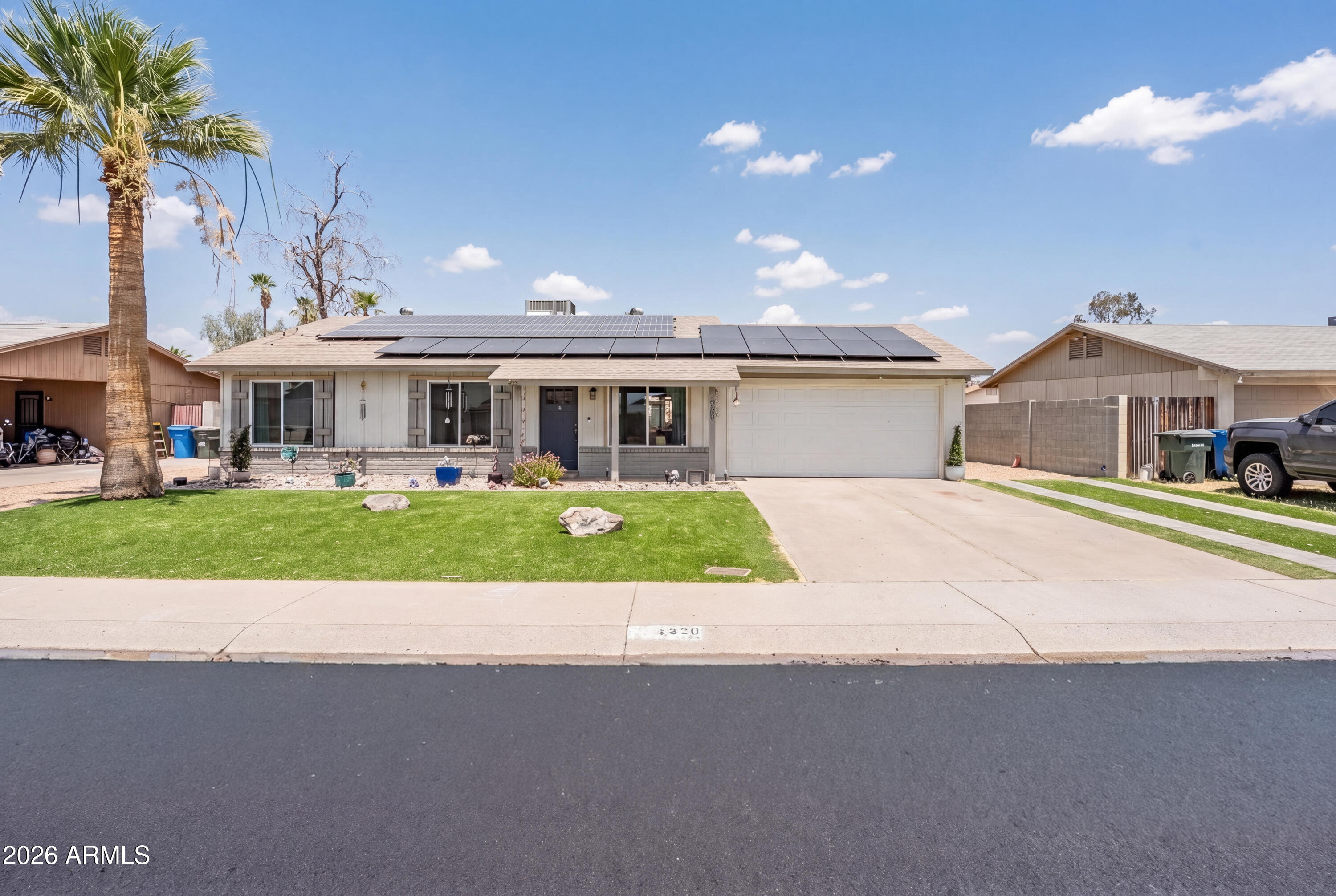 2520 E Libby Street — photo