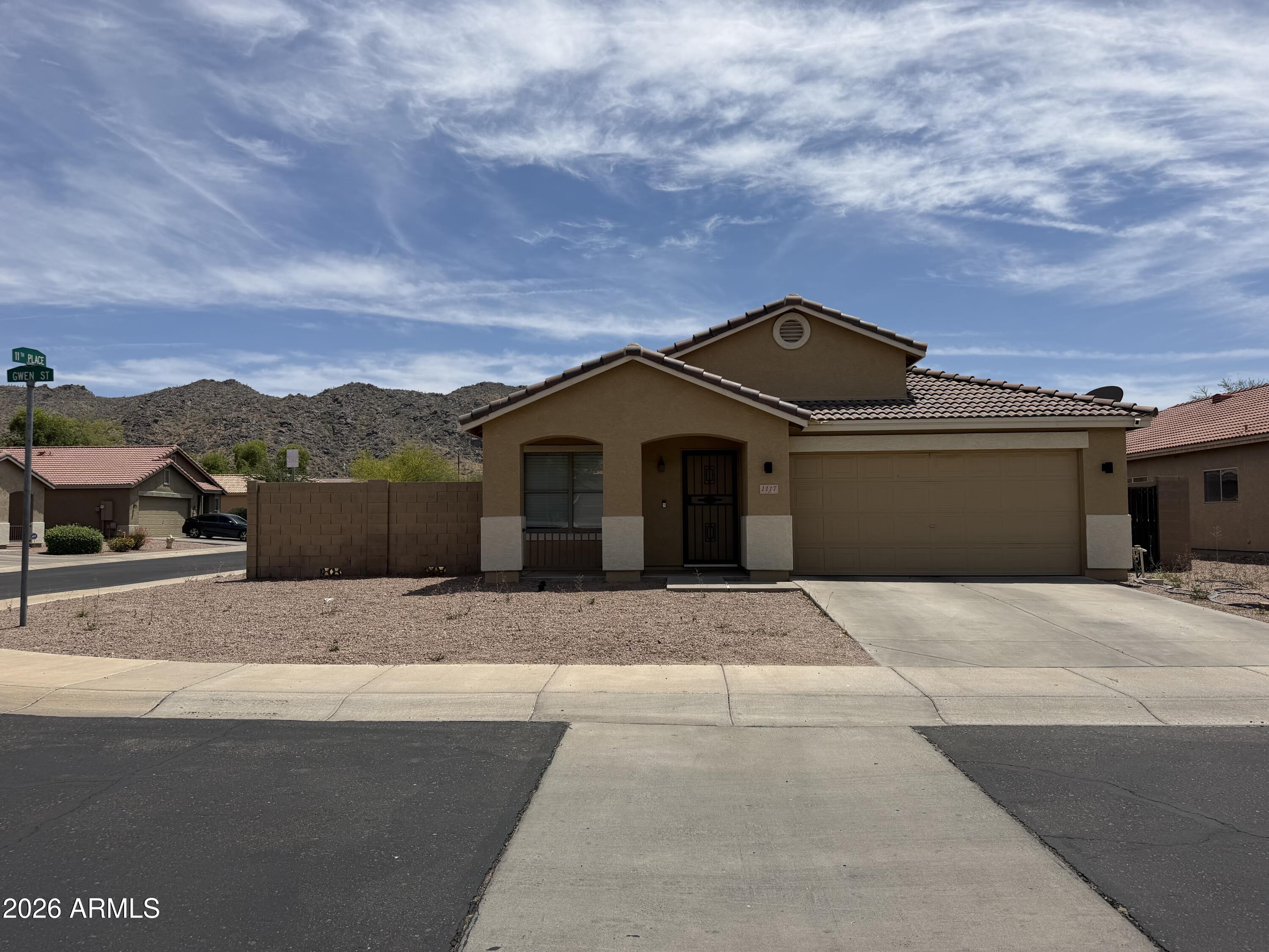 1117 E Gwen Street — photo
