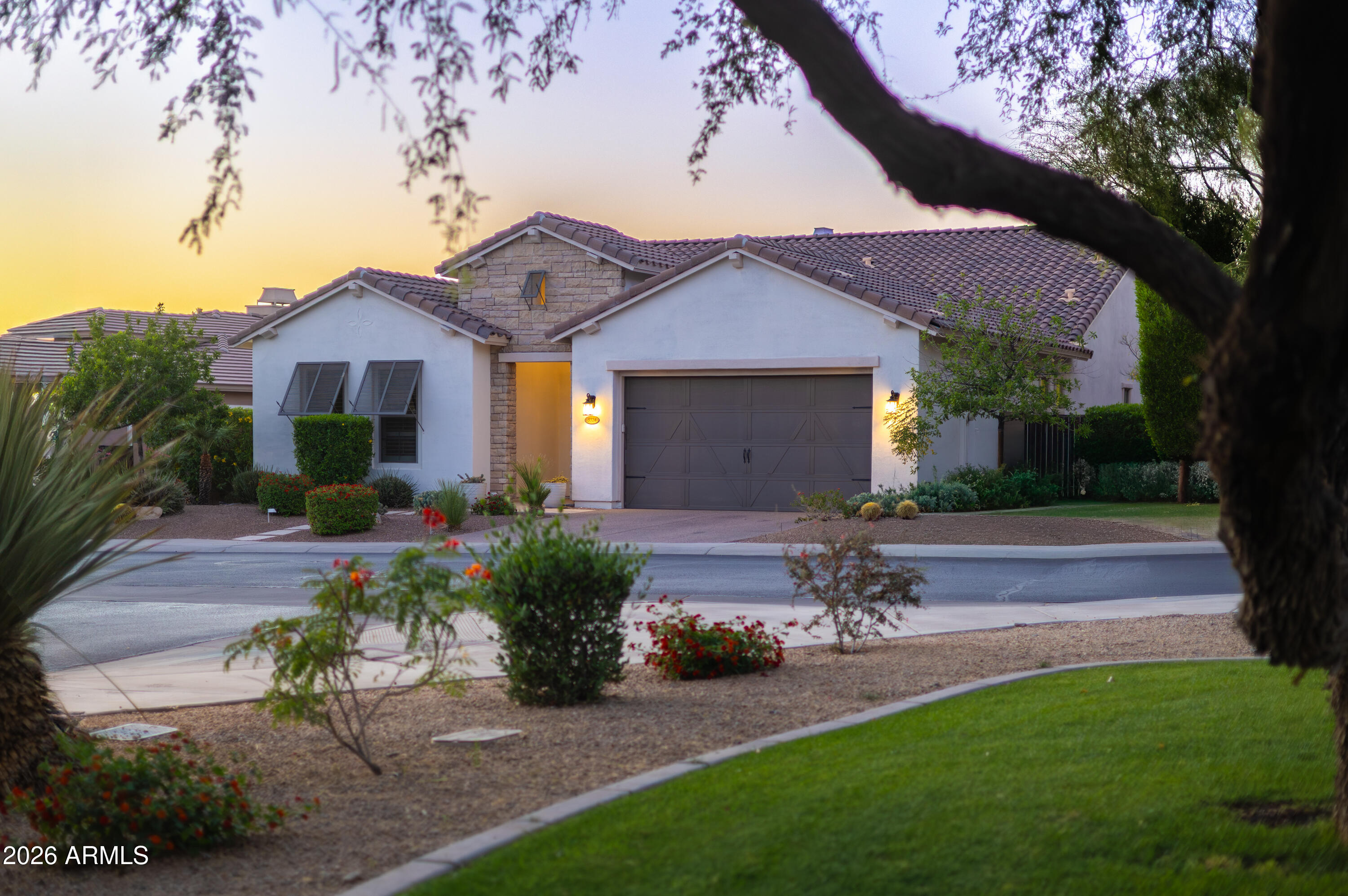 5324 E Barwick Drive — photo