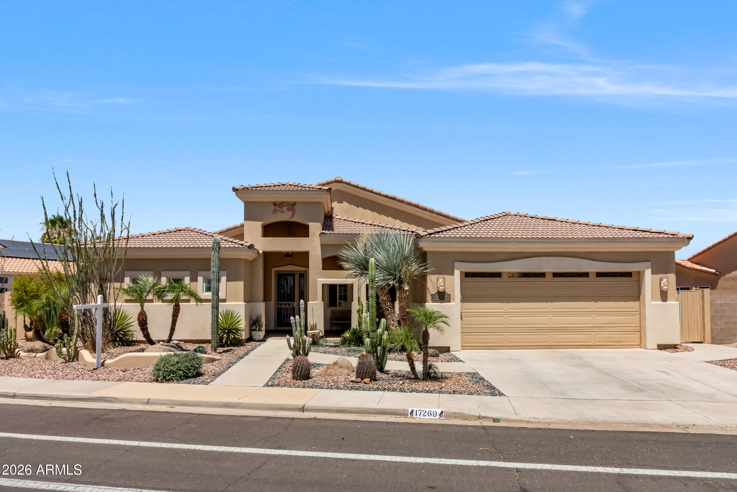 17269 N Coyote Lakes Parkway — photo