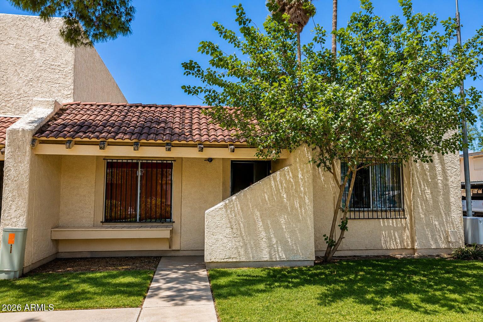 4439 W Rancho Drive — photo