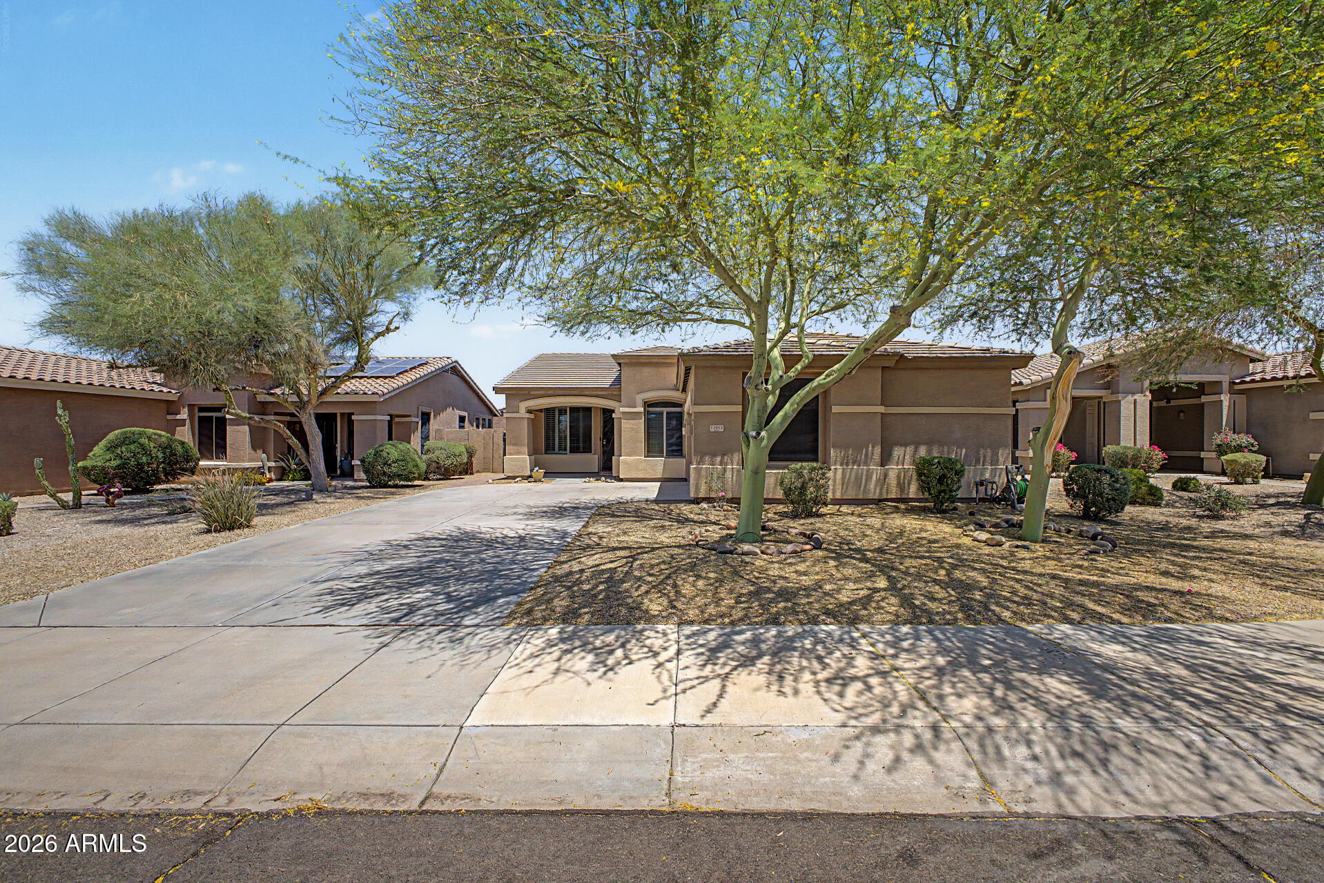 17512 W Desert View Lane — photo