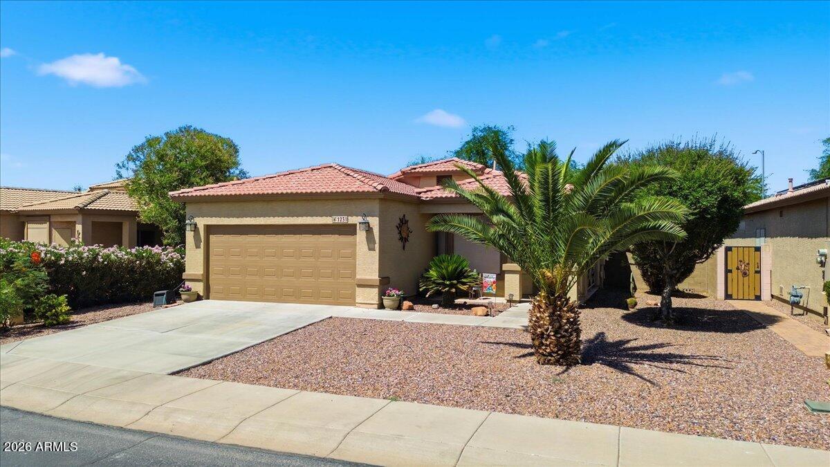 1231 N Lantana Place — photo