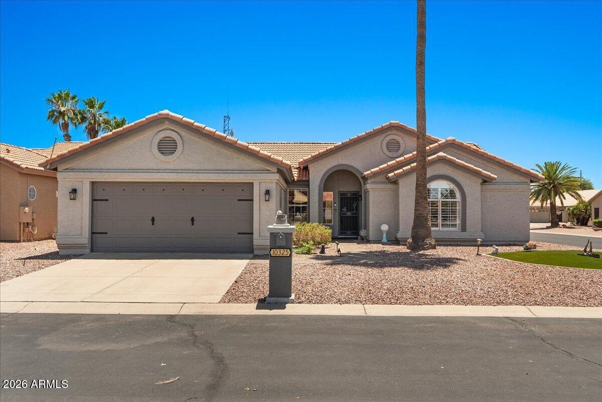 10325 E Hercules Court — photo