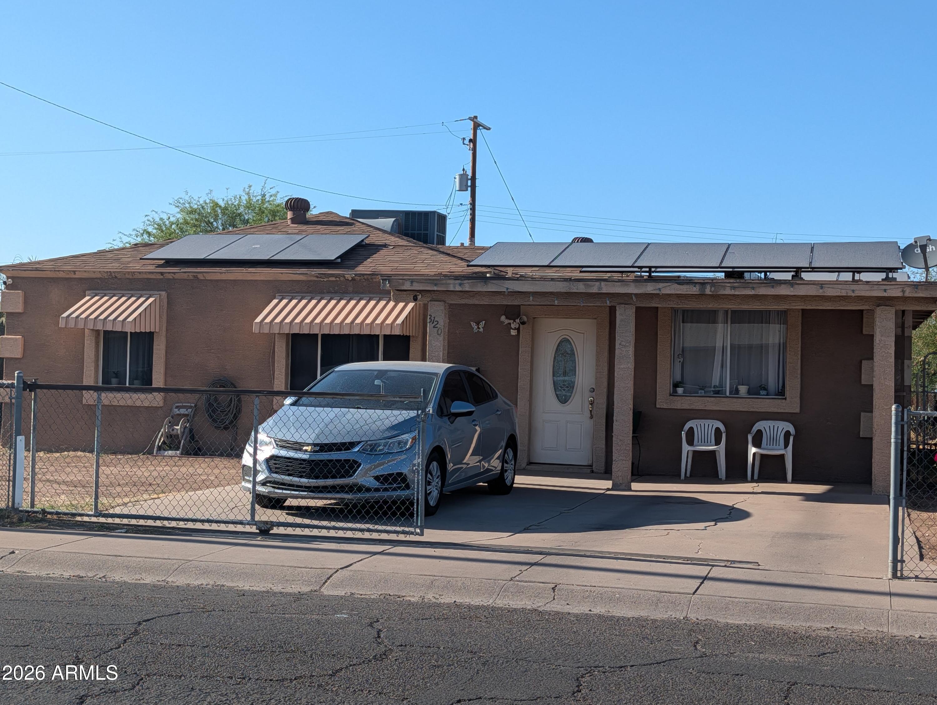 3120 W Pierce Street W — photo