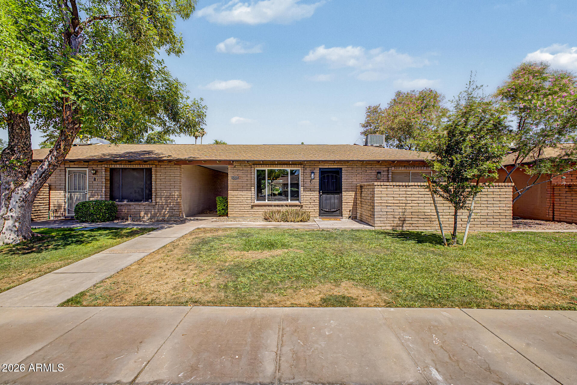 6507 S Kenneth Place C — photo